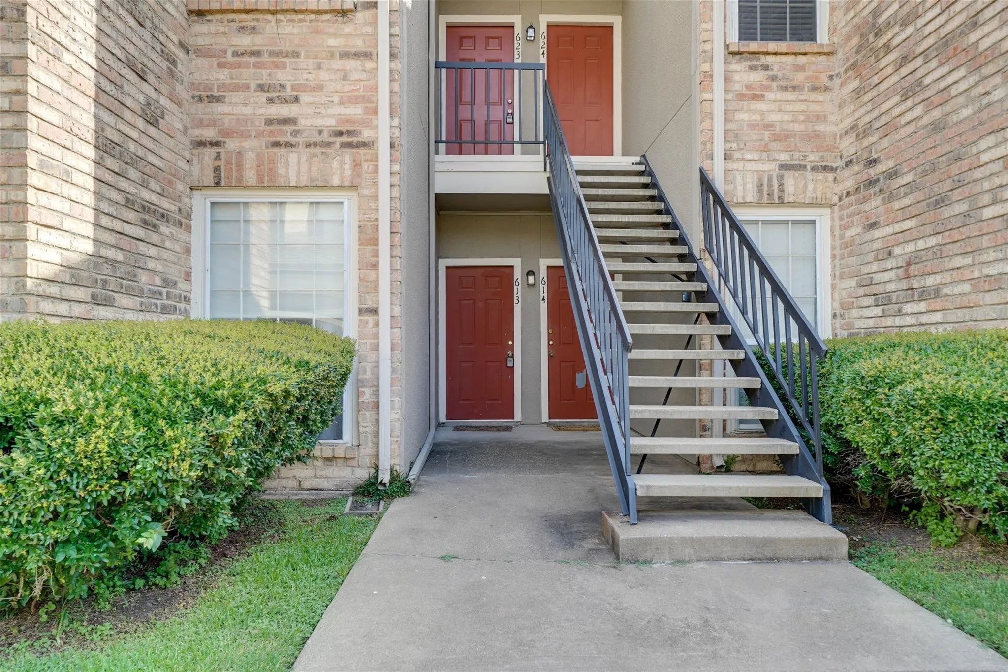 Condominium For Rent in Collin County , 1700 Amelia Court 613, Plano, Texas 75075, 2 Bedroom, 2 Bathroom, Garage spaces, 879 Sqft, built in 1984, mls#21222432, Real Estate Agent in Plano, Homes For Rent in Collin county, Homes For Rent in Plano, Realtor in Plano Texas, Real Estate Brokerage Independent Realty Texas, Luminita Cordes Realtor