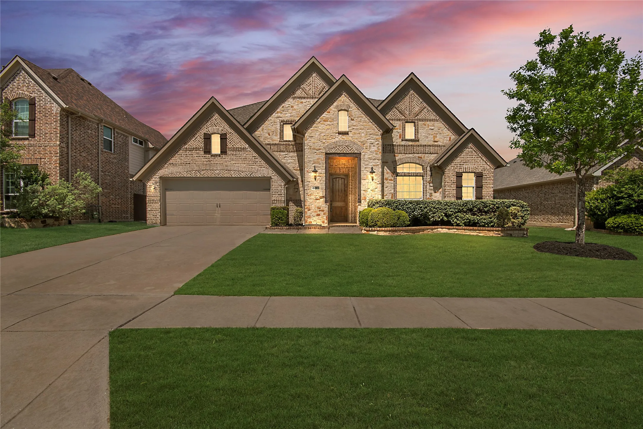 Single Family Residence For Sale in Denton County , 2461 Lakebend Drive, Little Elm, Texas 75068, 4 Bedrooms, 3 Bathrooms, 2 Garage spaces, 2,835 Sqft, built in 2011, Price $550,000, mls#21228477, Real Estate Agent in Little Elm, Homes For Sale in Denton county, Homes For Sale in Little Elm, Realtor in Little Elm Texas, Real Estate Brokerage Independent Realty Texas, Luminita Cordes Realtor