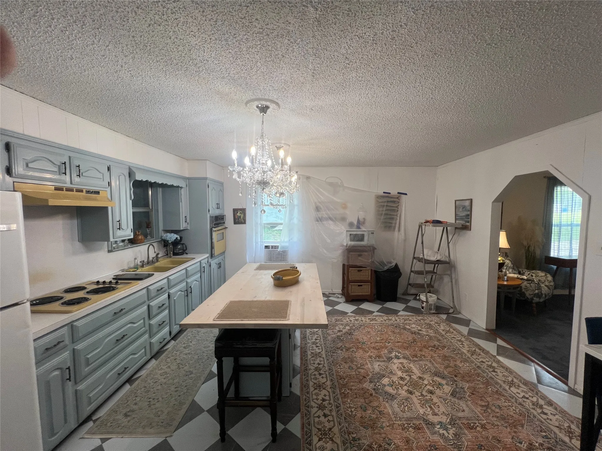 Single Family Residence For Sale in Navarro County , 19045 NW County Road 3204, Dawson, Texas 76639, 2 Bedrooms, 1 Bathroom, Garage spaces, 1,180 Sqft, built in 1975, Preowned, Price $189,000, mls#21229103, Real Estate Agent in Dawson, Homes For Sale in Navarro county, Homes For Sale in Dawson, Realtor in Dawson Texas, Real Estate Brokerage Independent Realty Texas, Luminita Cordes Realtor