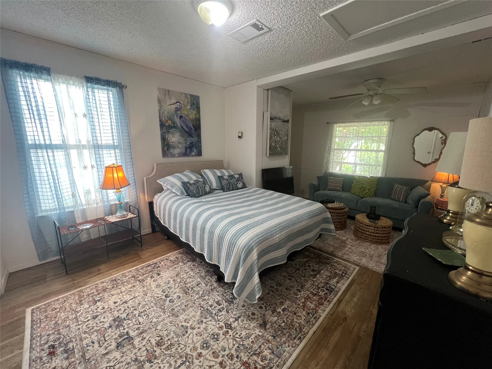 Single Family Residence For Sale in Navarro County , 19045 NW County Road 3204, Dawson, Texas 76639, 2 Bedrooms, 1 Bathroom, Garage spaces, 1,180 Sqft, built in 1975, Preowned, Price $189,000, mls#21229103, Real Estate Agent in Dawson, Homes For Sale in Navarro county, Homes For Sale in Dawson, Realtor in Dawson Texas, Real Estate Brokerage Independent Realty Texas, Luminita Cordes Realtor