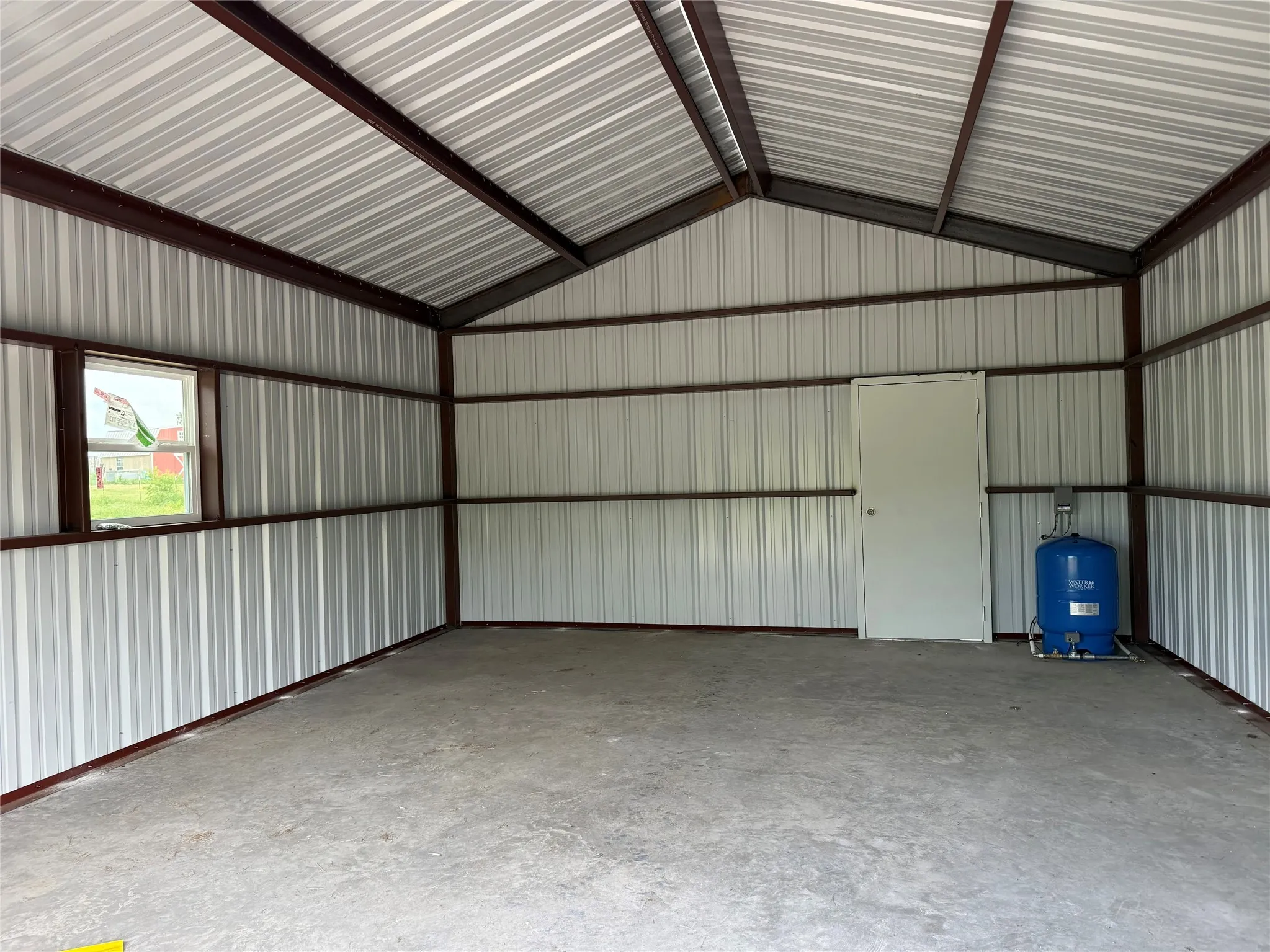 Mobile Home For Sale in Parker County , 163 Red Fox Court, Weatherford, Texas 76088, 4 Bedroom, 2 Bathroom, 2 Garage spaces, 2,305 Sqft, built in 2024, mls#21229194, Real Estate Agent in Weatherford, Homes For Sale in Parker county, Homes For Sale in Weatherford, Realtor in Weatherford Texas, Real Estate Brokerage Independent Realty Texas, Luminita Cordes Realtor