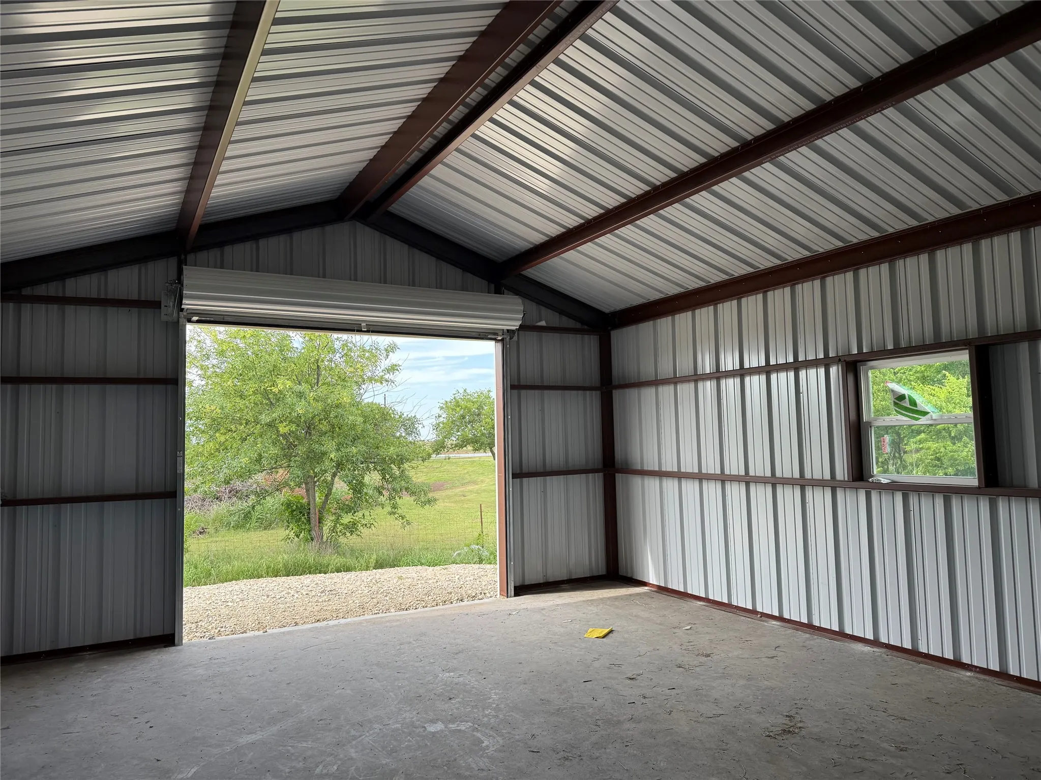Mobile Home For Sale in Parker County , 163 Red Fox Court, Weatherford, Texas 76088, 4 Bedroom, 2 Bathroom, 2 Garage spaces, 2,305 Sqft, built in 2024, mls#21229194, Real Estate Agent in Weatherford, Homes For Sale in Parker county, Homes For Sale in Weatherford, Realtor in Weatherford Texas, Real Estate Brokerage Independent Realty Texas, Luminita Cordes Realtor
