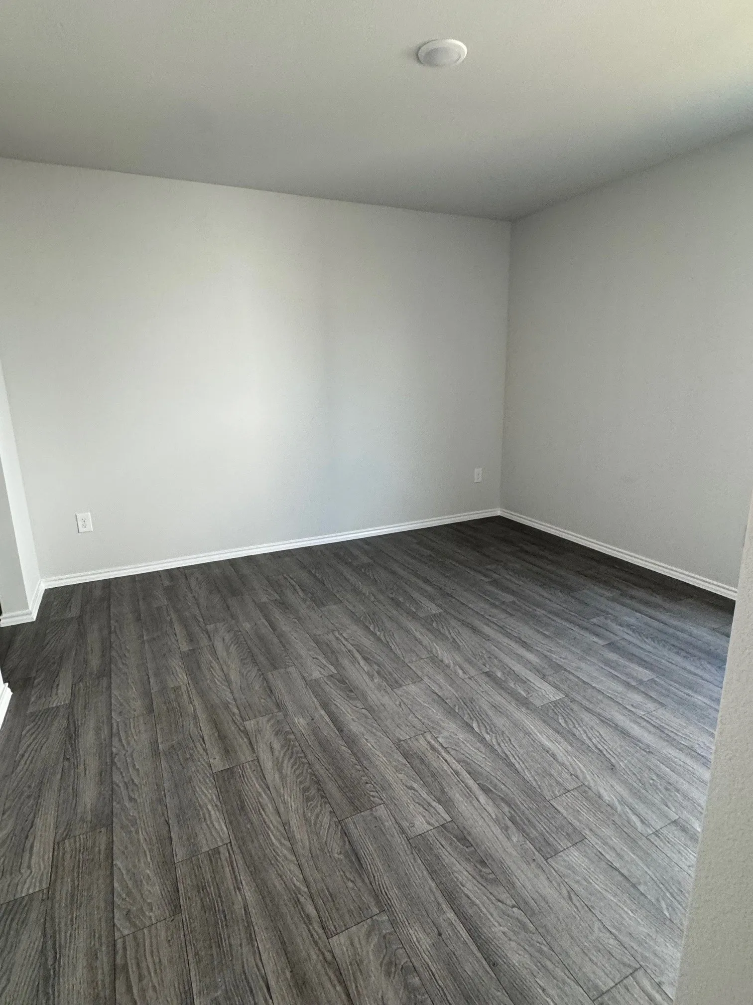 Single Family Residence For Rent in Hood County , 350 Azalea Trail, Granbury, Texas 76048, 4 Bedroom, 2 Bathroom, 2 Garage spaces, 1,510 Sqft, built in 2025, mls#21229228, Real Estate Agent in Granbury, Homes For Rent in Hood county, Homes For Rent in Granbury, Realtor in Granbury Texas, Real Estate Brokerage Independent Realty Texas, Luminita Cordes Realtor