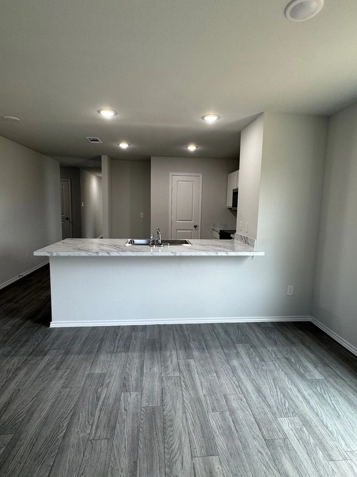 Single Family Residence For Rent in Hood County , 350 Azalea Trail, Granbury, Texas 76048, 4 Bedroom, 2 Bathroom, 2 Garage spaces, 1,510 Sqft, built in 2025, mls#21229228, Real Estate Agent in Granbury, Homes For Rent in Hood county, Homes For Rent in Granbury, Realtor in Granbury Texas, Real Estate Brokerage Independent Realty Texas, Luminita Cordes Realtor
