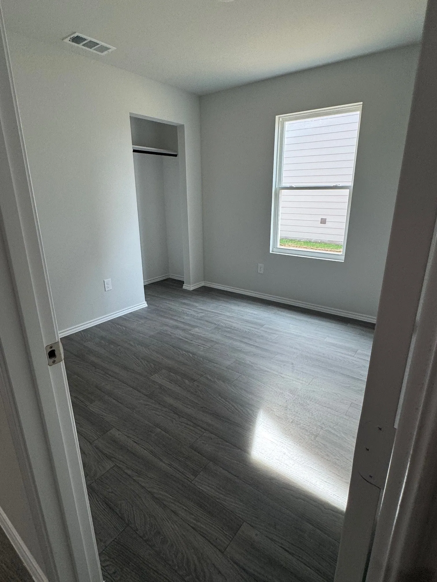 Single Family Residence For Rent in Hood County , 350 Azalea Trail, Granbury, Texas 76048, 4 Bedroom, 2 Bathroom, 2 Garage spaces, 1,510 Sqft, built in 2025, mls#21229228, Real Estate Agent in Granbury, Homes For Rent in Hood county, Homes For Rent in Granbury, Realtor in Granbury Texas, Real Estate Brokerage Independent Realty Texas, Luminita Cordes Realtor