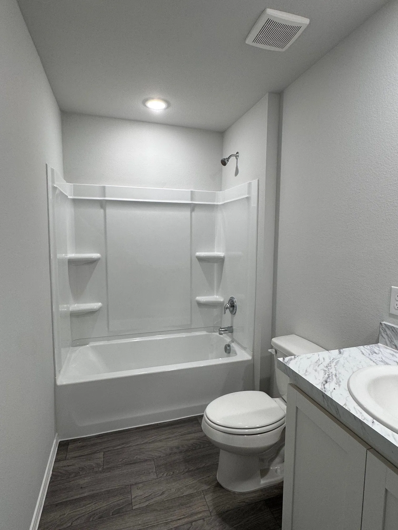 Single Family Residence For Rent in Hood County , 350 Azalea Trail, Granbury, Texas 76048, 4 Bedroom, 2 Bathroom, 2 Garage spaces, 1,510 Sqft, built in 2025, mls#21229228, Real Estate Agent in Granbury, Homes For Rent in Hood county, Homes For Rent in Granbury, Realtor in Granbury Texas, Real Estate Brokerage Independent Realty Texas, Luminita Cordes Realtor