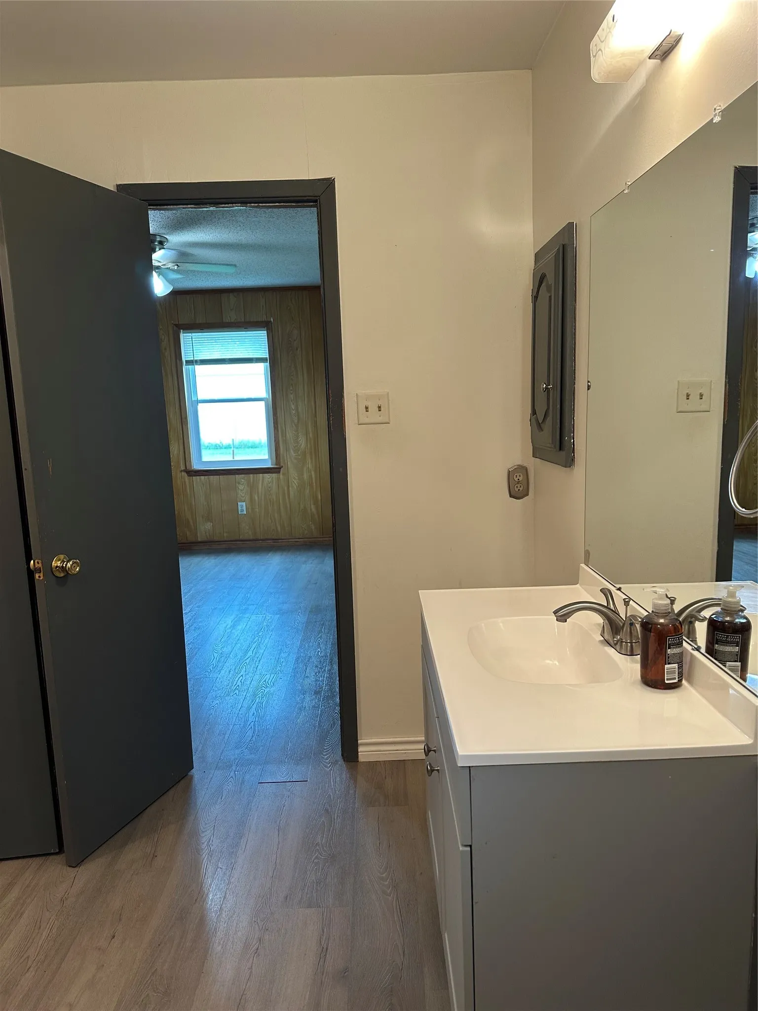Single Family Residence For Sale in Collin County , 7910 County Road 392, Princeton, Texas 75407, 3 Bedroom, 2 Bathroom, Garage spaces, 1,368 Sqft, built in 1981, Price $349,000, mls#21229229, Real Estate Agent in Princeton, Homes For Sale in Collin county, Homes For Sale in Princeton, Realtor in Princeton Texas, Real Estate Brokerage Independent Realty Texas, Luminita Cordes Realtor