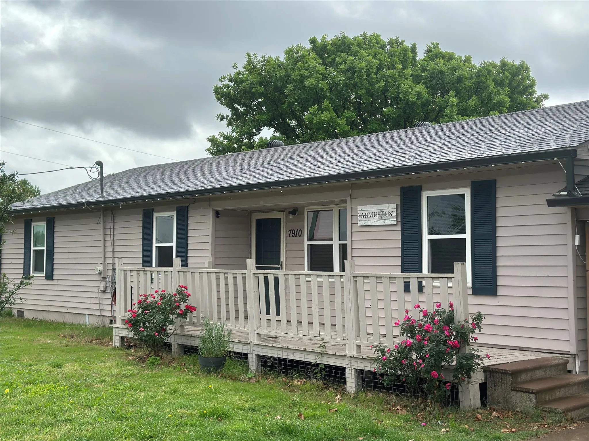 Single Family Residence For Sale in Collin County , 7910 County Road 392, Princeton, Texas 75407, 3 Bedroom, 2 Bathroom, Garage spaces, 1,368 Sqft, built in 1981, Price $349,000, mls#21229229, Real Estate Agent in Princeton, Homes For Sale in Collin county, Homes For Sale in Princeton, Realtor in Princeton Texas, Real Estate Brokerage Independent Realty Texas, Luminita Cordes Realtor