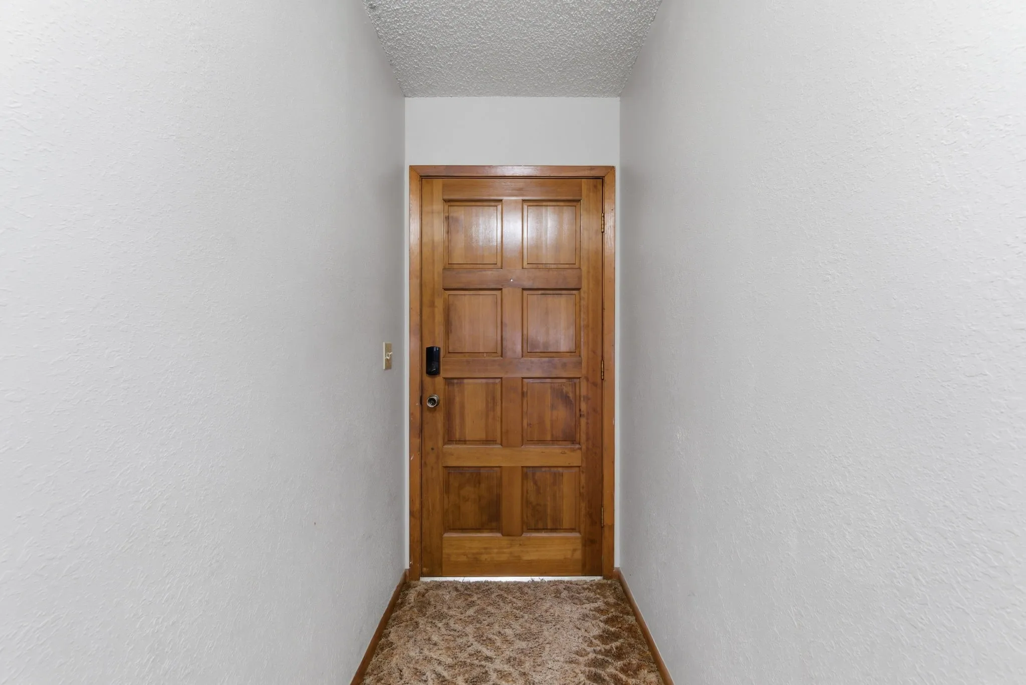 Single Family Residence For Sale in Parker County , 1217 Elmira Street, Weatherford, Texas 76086, 4 Bedroom, 2 Bathroom, Garage spaces, 1,210 Sqft, built in 1979, Preowned, mls#21228863, Real Estate Agent in Weatherford, Homes For Sale in Parker county, Homes For Sale in Weatherford, Realtor in Weatherford Texas, Real Estate Brokerage Independent Realty Texas, Luminita Cordes Realtor