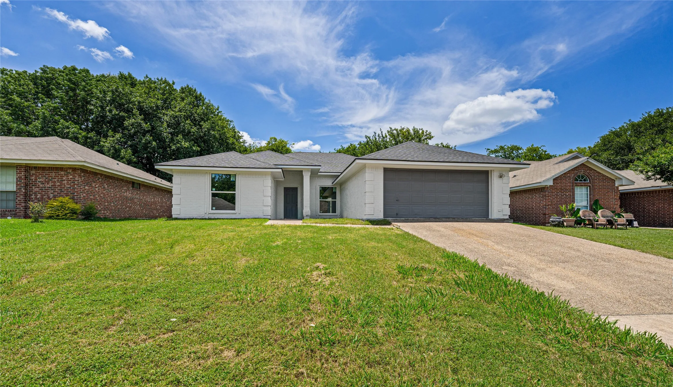 Single Family Residence For Sale in Mc Lennan County , 1923 Ramada Drive, Waco, Texas 76712, 3 Bedroom, 2 Bathroom, 2 Garage spaces, 1,756 Sqft, built in 1994, mls#21227501, Real Estate Agent in Waco, Homes For Sale in Mc Lennan county, Homes For Sale in Waco, Realtor in Waco Texas, Real Estate Brokerage Independent Realty Texas, Luminita Cordes Realtor
