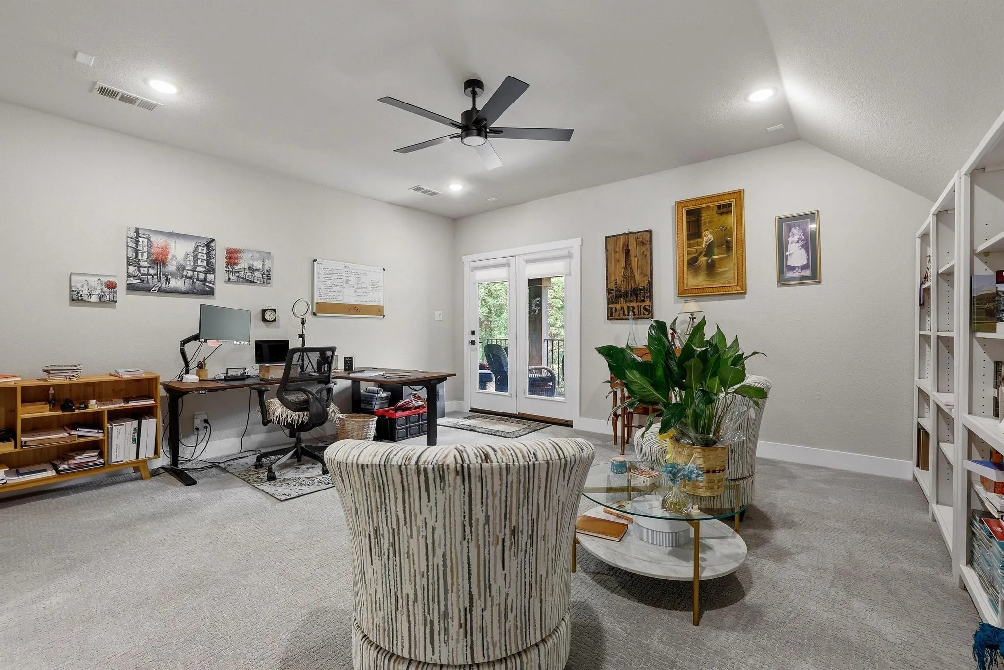 Single Family Residence For Sale in Grayson County , 57 Lone Oak Boulevard, Pottsboro, Texas 75076, 4 Bedroom, 3 Bathroom, 2 Garage spaces, 2,933 Sqft, built in 2022, Preowned, mls#21222818, Real Estate Agent in Pottsboro, Homes For Sale in Grayson county, Homes For Sale in Pottsboro, Realtor in Pottsboro Texas, Real Estate Brokerage Independent Realty Texas, Luminita Cordes Realtor