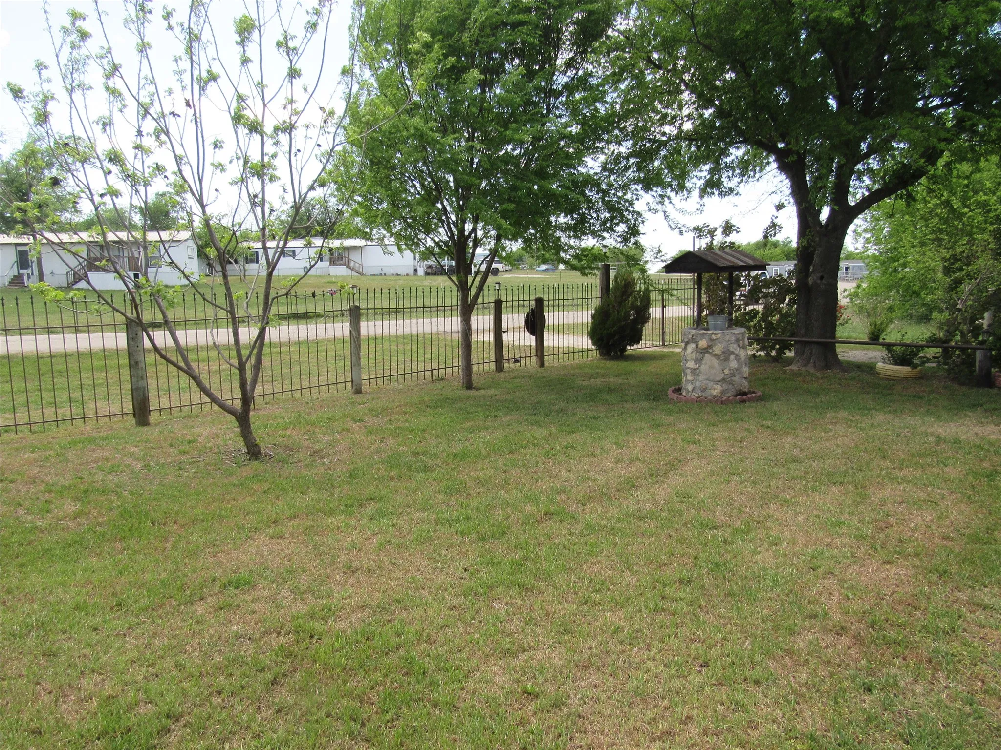Mobile Home For Sale in Parker County , 8927 Cartwright Drive, Cresson, Texas 76035, 2 Bedrooms, 1 Bathroom, Garage spaces, 1,248 Sqft, built in 0, Price $145,000, mls#21229304, Real Estate Agent in Cresson, Homes For Sale in Parker county, Homes For Sale in Cresson, Realtor in Cresson Texas, Real Estate Brokerage Independent Realty Texas, Luminita Cordes Realtor