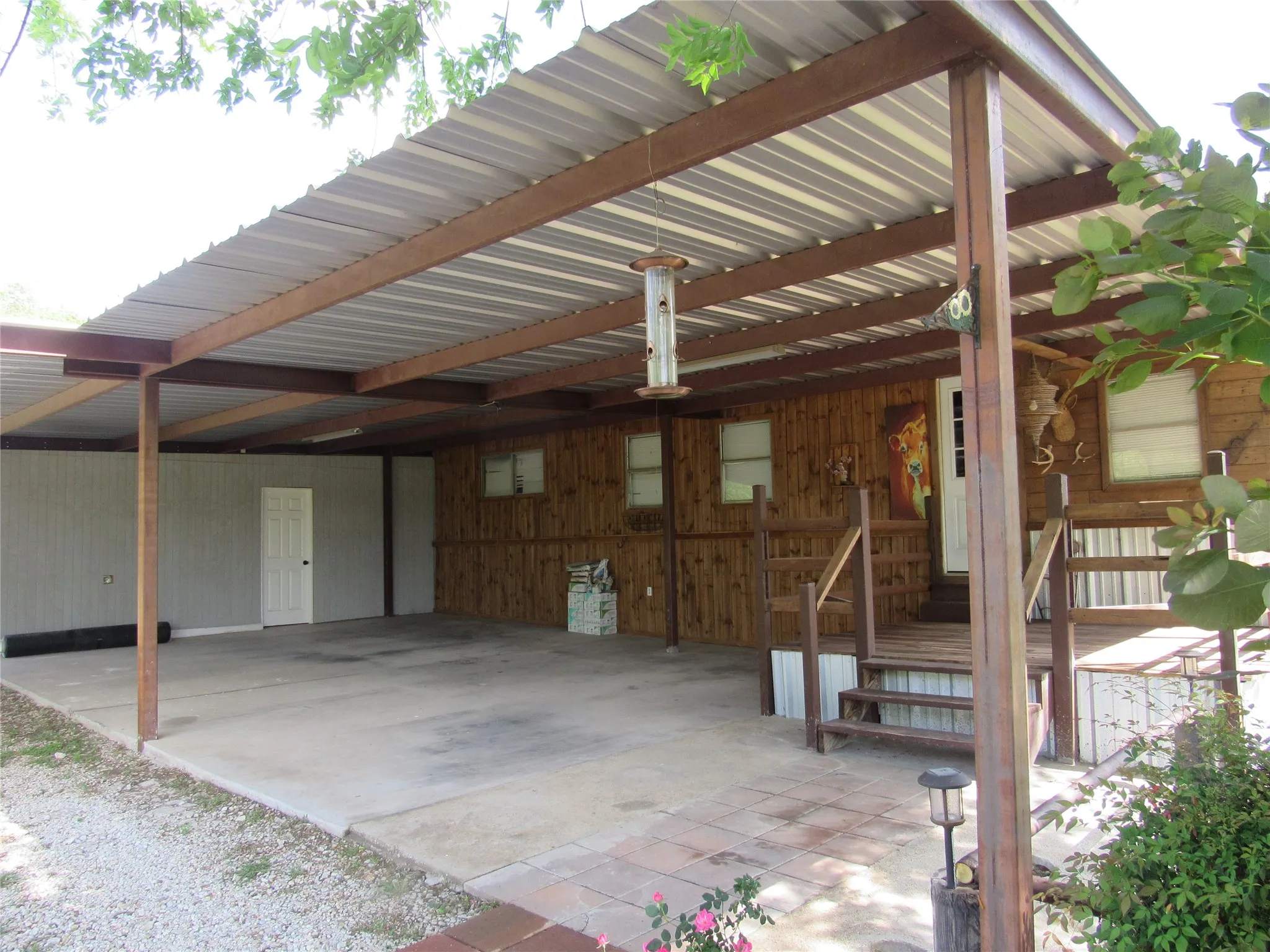 Mobile Home For Sale in Parker County , 8927 Cartwright Drive, Cresson, Texas 76035, 2 Bedrooms, 1 Bathroom, Garage spaces, 1,248 Sqft, built in 0, Price $145,000, mls#21229304, Real Estate Agent in Cresson, Homes For Sale in Parker county, Homes For Sale in Cresson, Realtor in Cresson Texas, Real Estate Brokerage Independent Realty Texas, Luminita Cordes Realtor