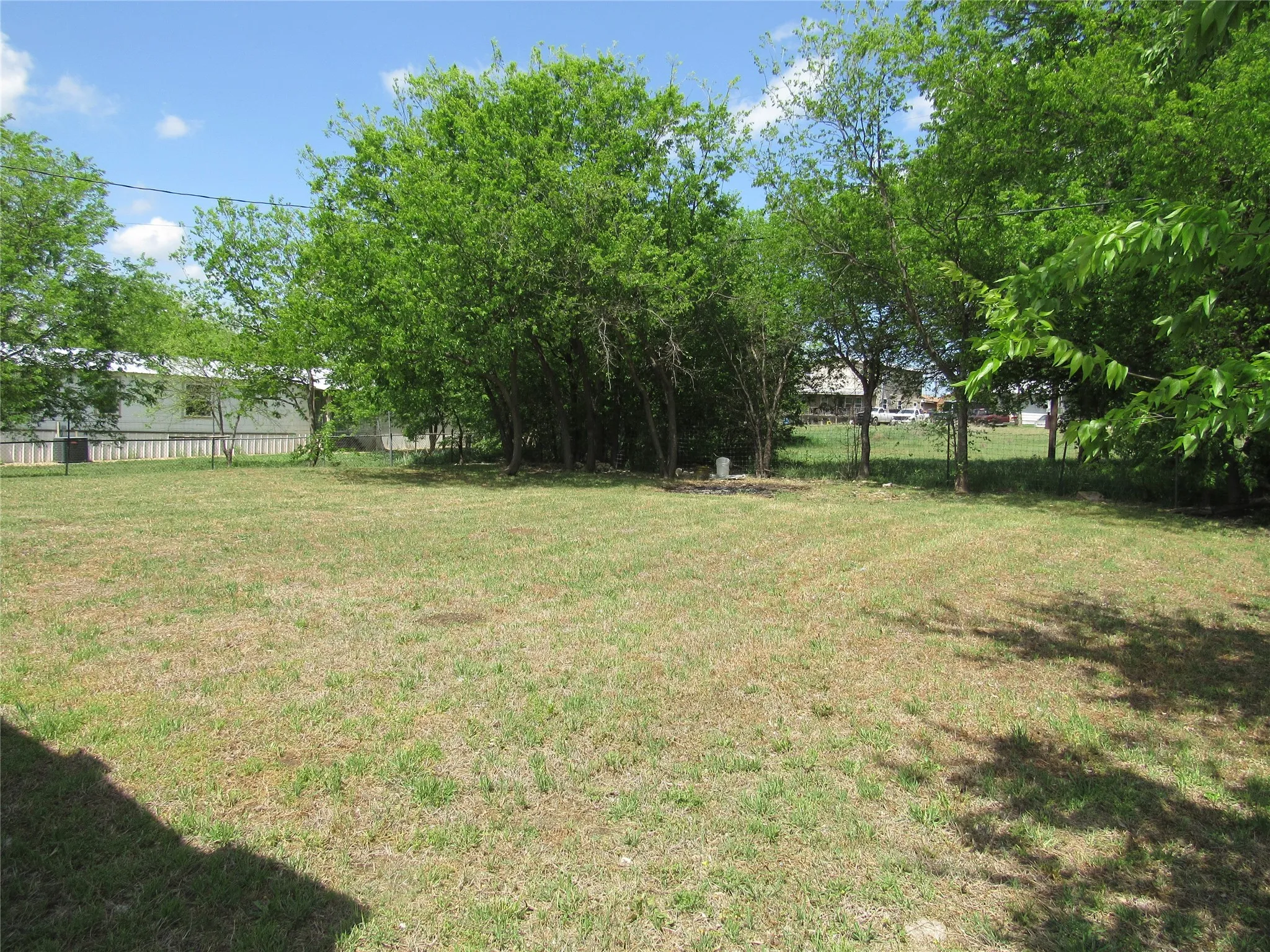 Mobile Home For Sale in Parker County , 8927 Cartwright Drive, Cresson, Texas 76035, 2 Bedrooms, 1 Bathroom, Garage spaces, 1,248 Sqft, built in 0, Price $145,000, mls#21229304, Real Estate Agent in Cresson, Homes For Sale in Parker county, Homes For Sale in Cresson, Realtor in Cresson Texas, Real Estate Brokerage Independent Realty Texas, Luminita Cordes Realtor