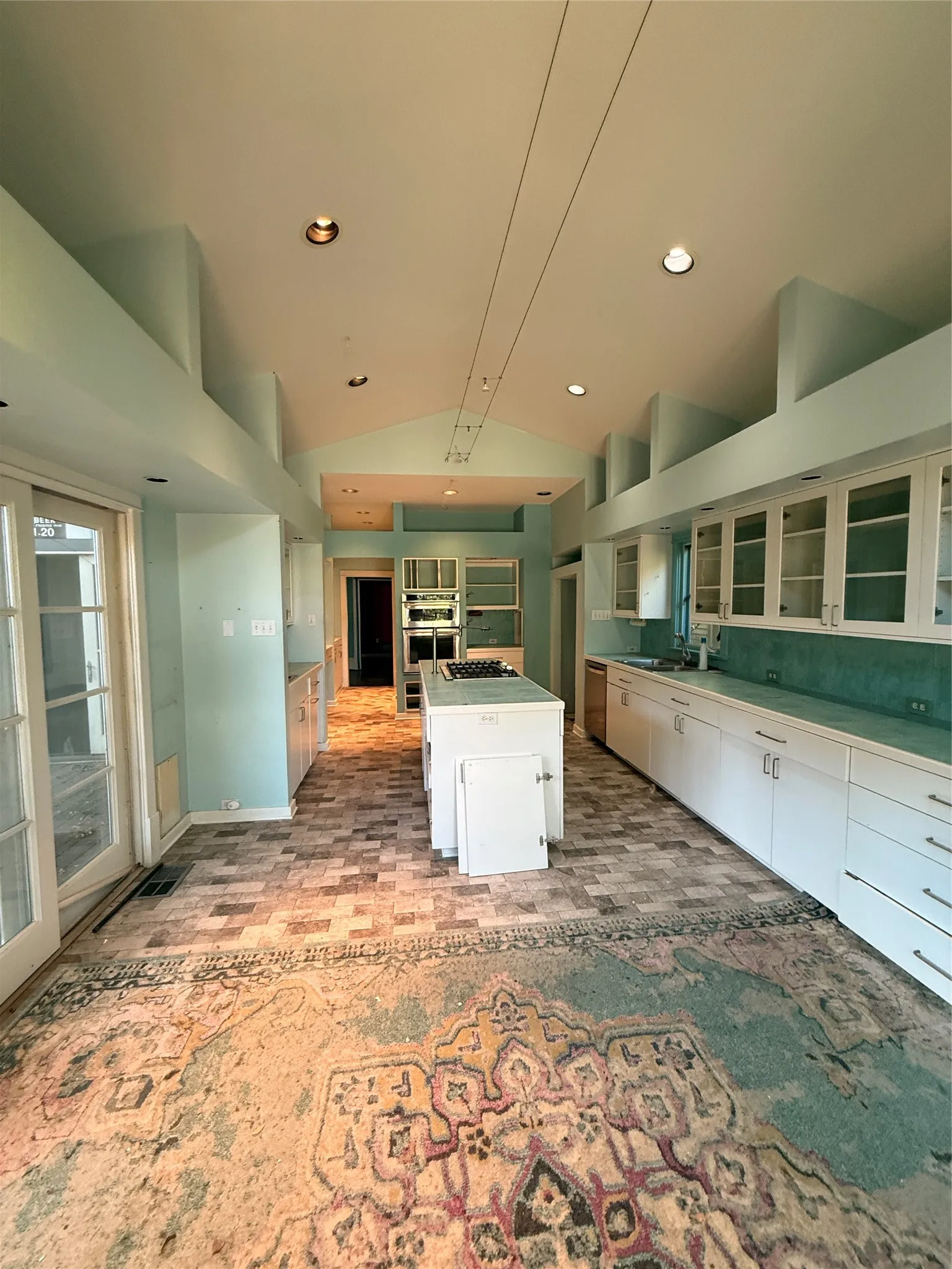 Single Family Residence For Sale in Dallas County , 3918A Bowser Ave, Dallas, Texas 75219, 3 Bedroom, 3 Bathroom, 2 Garage spaces, 2,460 Sqft, built in 1936, mls#21229325, Real Estate Agent in Dallas, Homes For Sale in Dallas county, Homes For Sale in Dallas, Realtor in Dallas Texas, Real Estate Brokerage Independent Realty Texas, Luminita Cordes Realtor