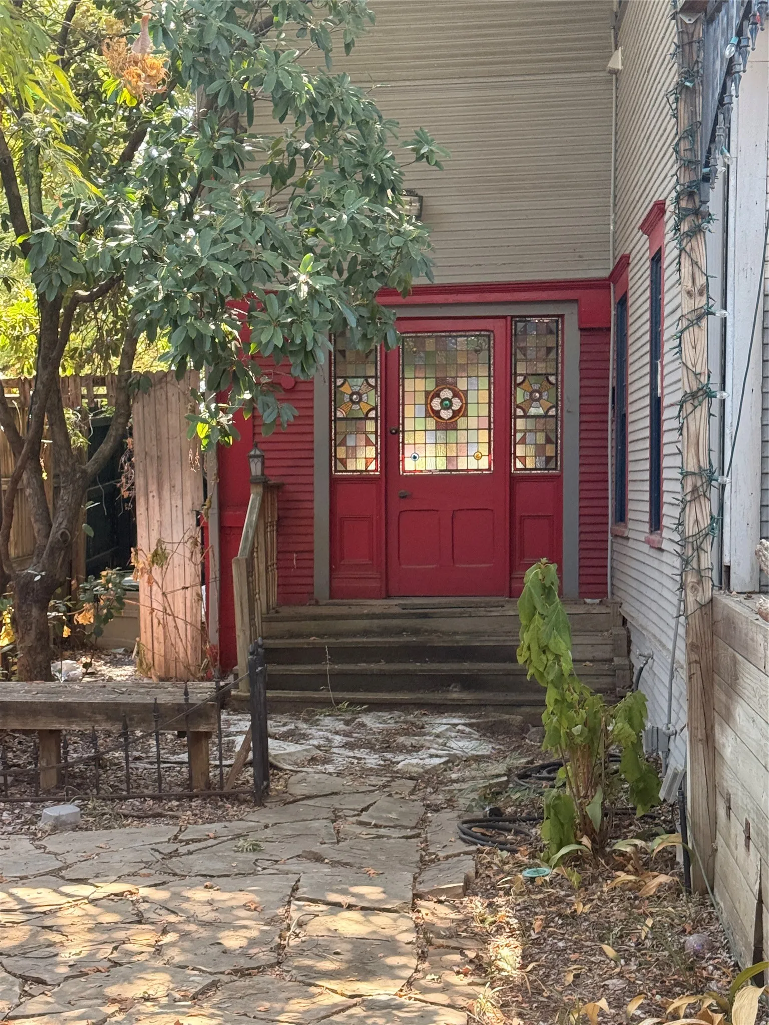 Single Family Residence For Sale in Dallas County , 3918A Bowser Ave, Dallas, Texas 75219, 3 Bedroom, 3 Bathroom, 2 Garage spaces, 2,460 Sqft, built in 1936, mls#21229325, Real Estate Agent in Dallas, Homes For Sale in Dallas county, Homes For Sale in Dallas, Realtor in Dallas Texas, Real Estate Brokerage Independent Realty Texas, Luminita Cordes Realtor
