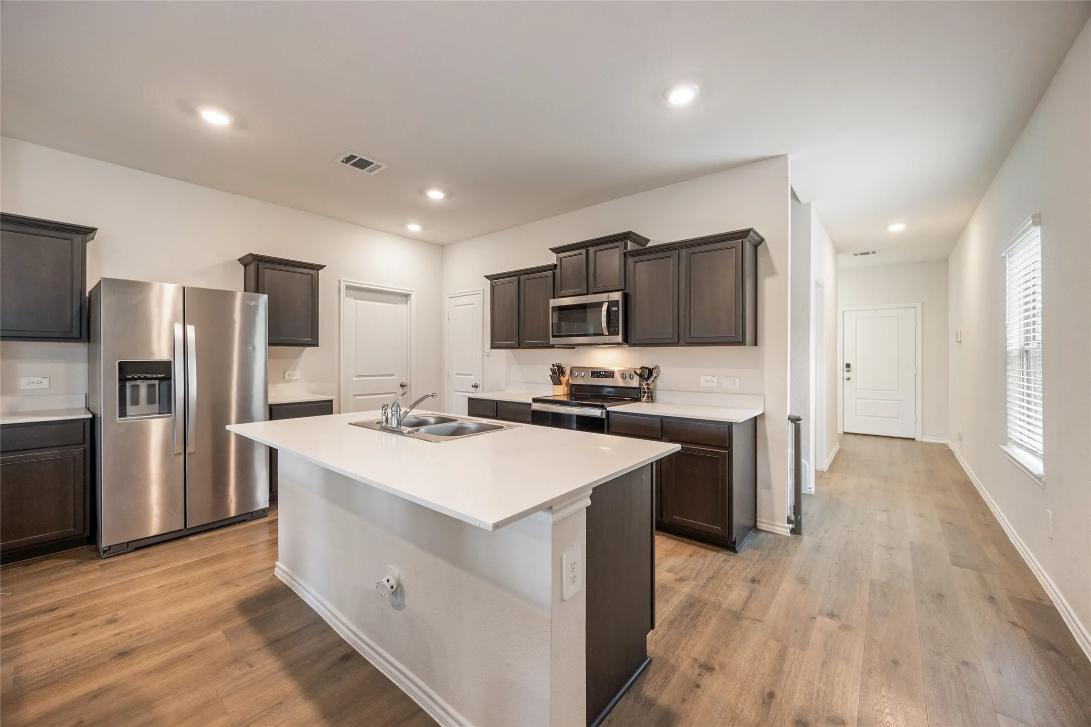 Single Family Residence For Rent in Rockwall County , 444 Vitex Drive, Royse City, Texas 75189, 4 Bedroom, 4 Bathroom, 2 Garage spaces, 2,080 Sqft, built in 2023, Preowned, mls#21229367, Real Estate Agent in Royse City, Homes For Rent in Rockwall county, Homes For Rent in Royse City, Realtor in Royse City Texas, Real Estate Brokerage Independent Realty Texas, Luminita Cordes Realtor