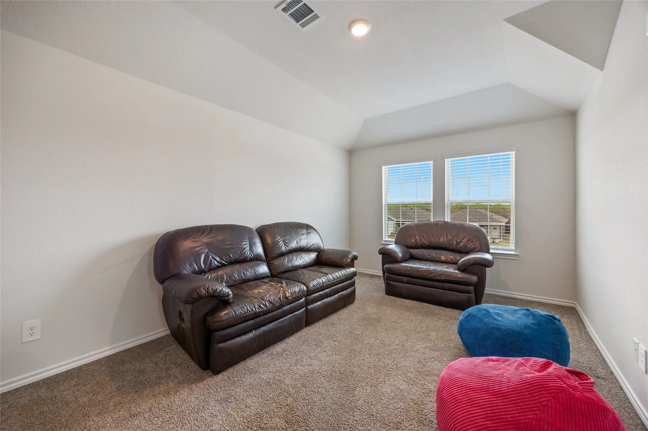 Single Family Residence For Rent in Rockwall County , 444 Vitex Drive, Royse City, Texas 75189, 4 Bedroom, 4 Bathroom, 2 Garage spaces, 2,080 Sqft, built in 2023, Preowned, mls#21229367, Real Estate Agent in Royse City, Homes For Rent in Rockwall county, Homes For Rent in Royse City, Realtor in Royse City Texas, Real Estate Brokerage Independent Realty Texas, Luminita Cordes Realtor