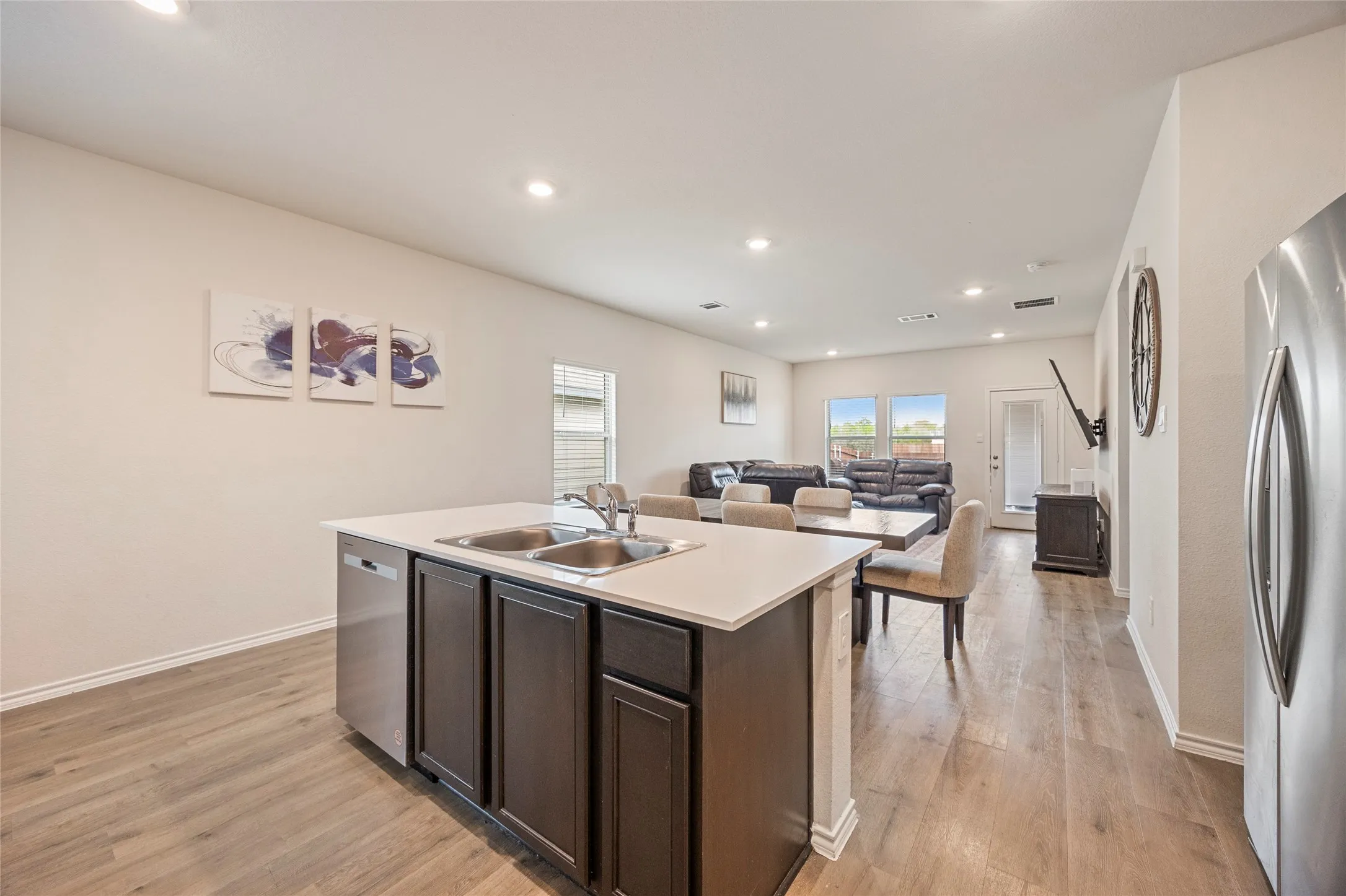 Single Family Residence For Rent in Rockwall County , 444 Vitex Drive, Royse City, Texas 75189, 4 Bedroom, 4 Bathroom, 2 Garage spaces, 2,080 Sqft, built in 2023, Preowned, mls#21229367, Real Estate Agent in Royse City, Homes For Rent in Rockwall county, Homes For Rent in Royse City, Realtor in Royse City Texas, Real Estate Brokerage Independent Realty Texas, Luminita Cordes Realtor