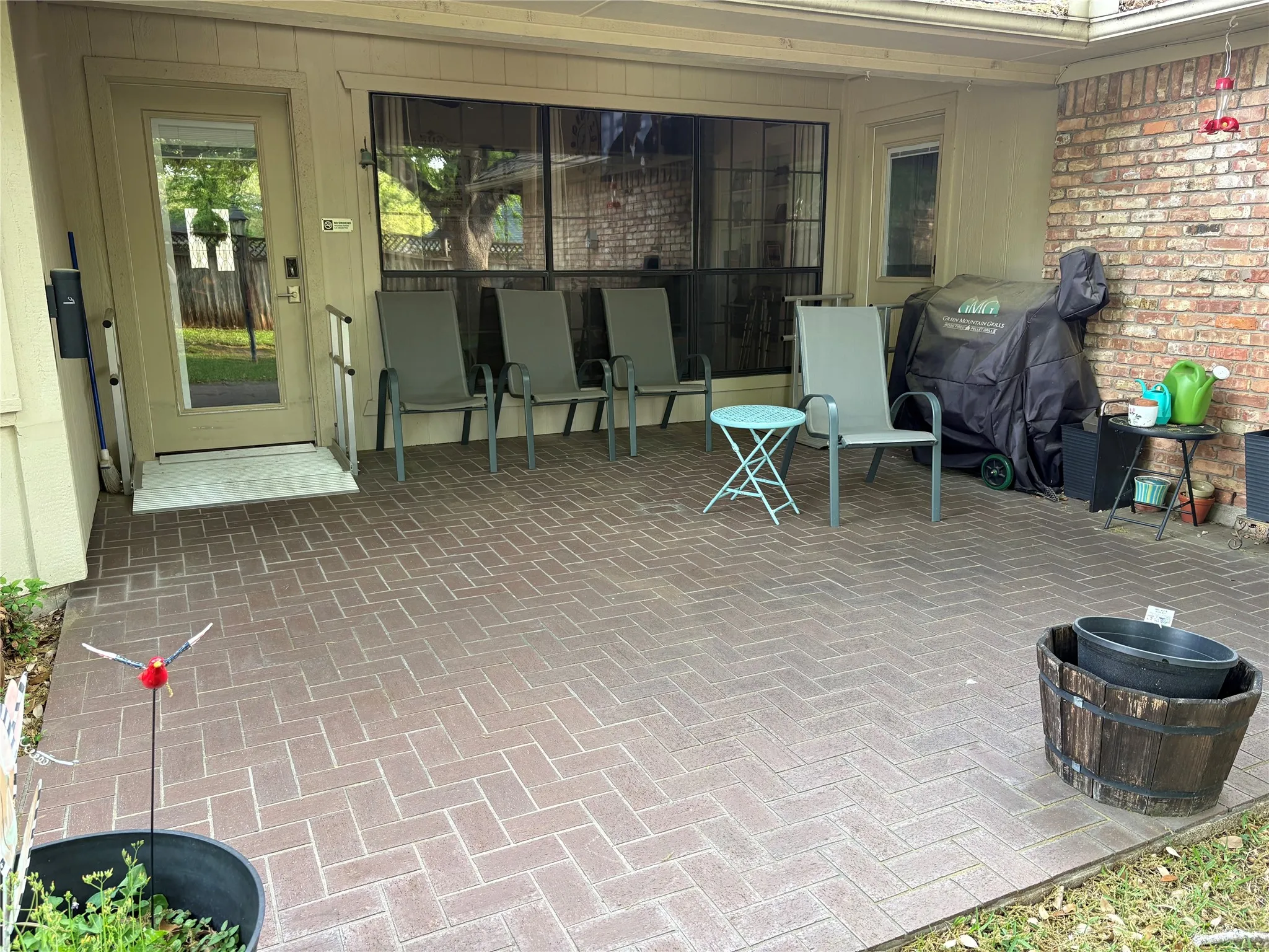 Business For Sale in Tarrant County , 715 Buttermilk Drive, Arlington, Texas 76006, 0, 0, Garage spaces, 2,665 Sqft, built in 1979, Preowned, mls#21228437, Real Estate Agent in Arlington, Homes For Sale in Tarrant county, Homes For Sale in Arlington, Realtor in Arlington Texas, Real Estate Brokerage Independent Realty Texas, Luminita Cordes Realtor