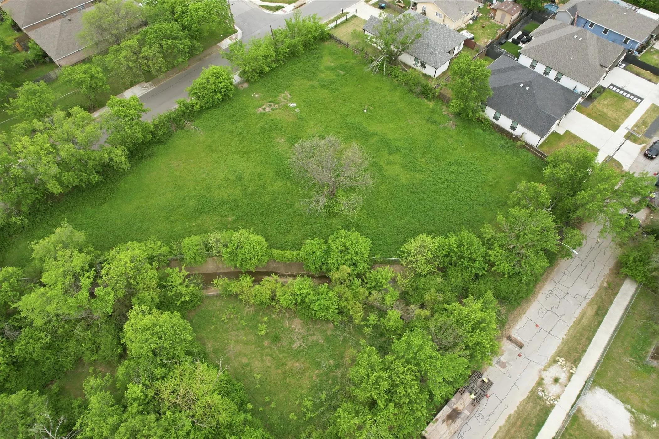 Unimproved Land For Sale in Tarrant County , 5301 Elgin Street, Fort Worth, Texas 76105, 0, 0, Garage spaces, 0 Sqft, built in 0, mls#21229404, Real Estate Agent in Fort Worth, Homes For Sale in Tarrant county, Homes For Sale in Fort Worth, Realtor in Fort Worth Texas, Real Estate Brokerage Independent Realty Texas, Luminita Cordes Realtor