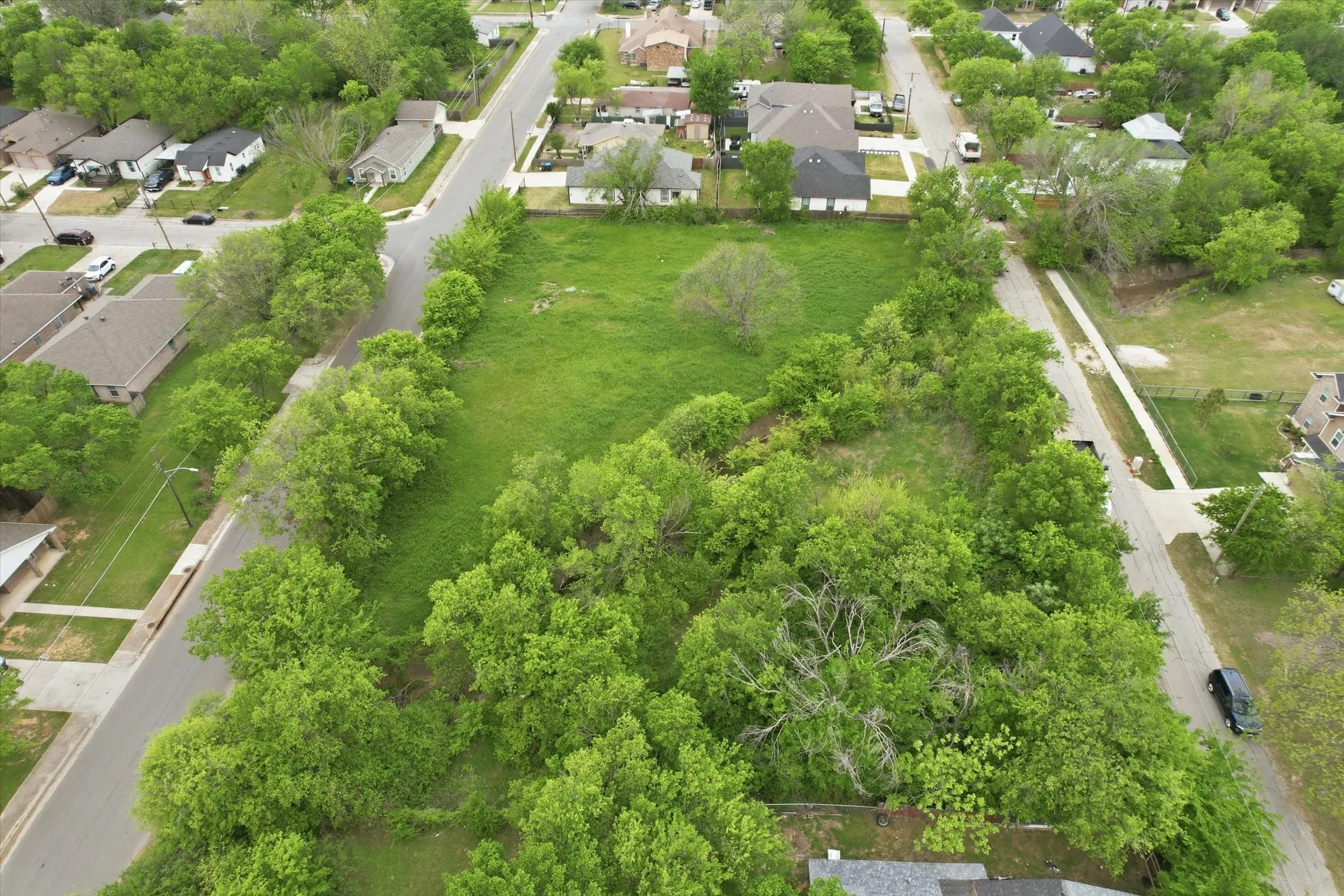 Unimproved Land For Sale in Tarrant County , 5301 Elgin Street, Fort Worth, Texas 76105, 0, 0, Garage spaces, 0 Sqft, built in 0, mls#21229404, Real Estate Agent in Fort Worth, Homes For Sale in Tarrant county, Homes For Sale in Fort Worth, Realtor in Fort Worth Texas, Real Estate Brokerage Independent Realty Texas, Luminita Cordes Realtor