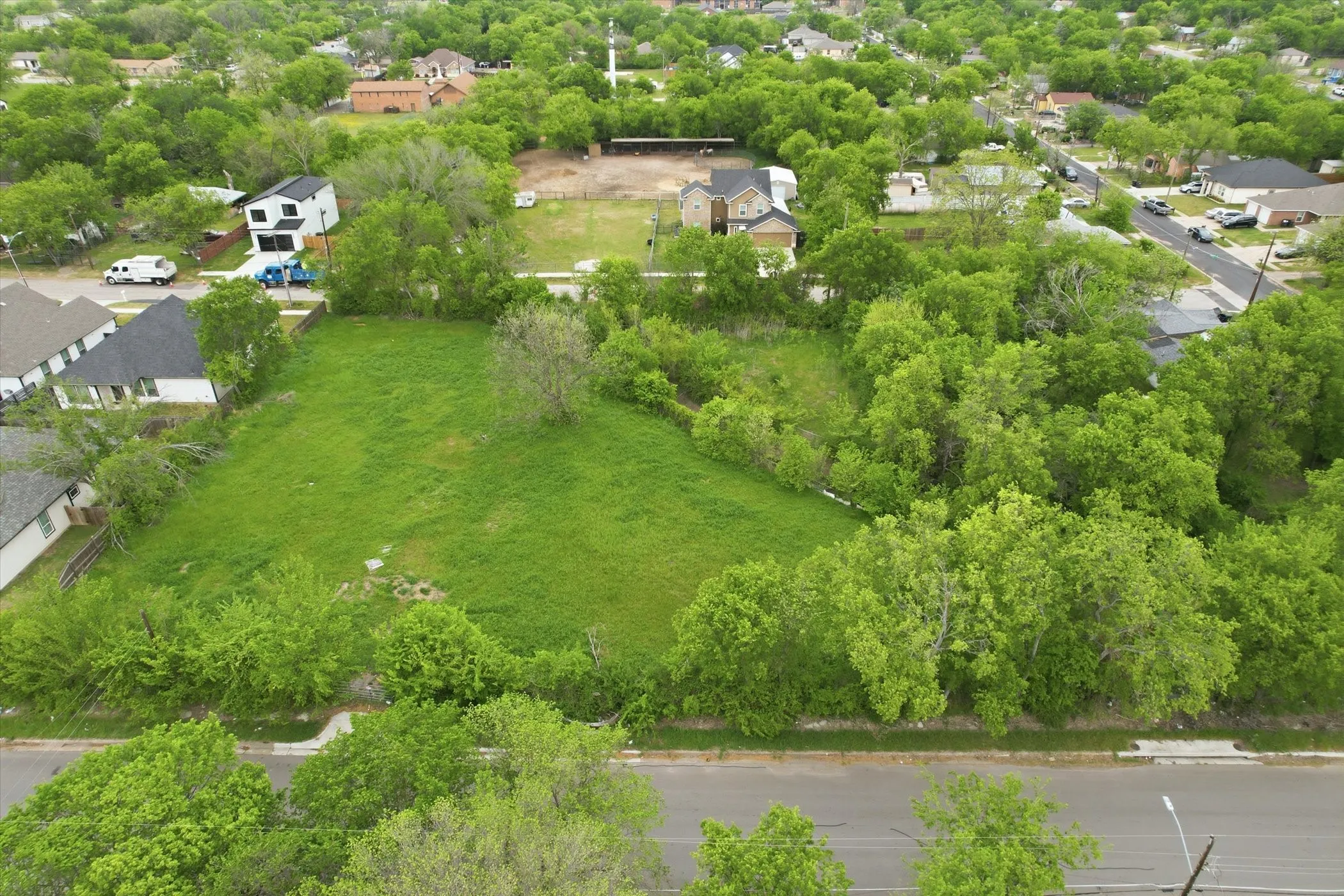 Unimproved Land For Sale in Tarrant County , 5301 Elgin Street, Fort Worth, Texas 76105, 0, 0, Garage spaces, 0 Sqft, built in 0, mls#21229404, Real Estate Agent in Fort Worth, Homes For Sale in Tarrant county, Homes For Sale in Fort Worth, Realtor in Fort Worth Texas, Real Estate Brokerage Independent Realty Texas, Luminita Cordes Realtor