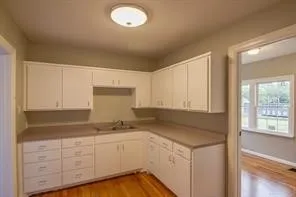 Single Family Residence For Sale in Taylor County , 802A Orange Street, Abilene, Texas 79601, 11 Bedroom, 6 Bathroom, Garage spaces, 6,218 Sqft, built in 1925, Preowned, mls#21229462, Real Estate Agent in Abilene, Homes For Sale in Taylor county, Homes For Sale in Abilene, Realtor in Abilene Texas, Real Estate Brokerage Independent Realty Texas, Luminita Cordes Realtor