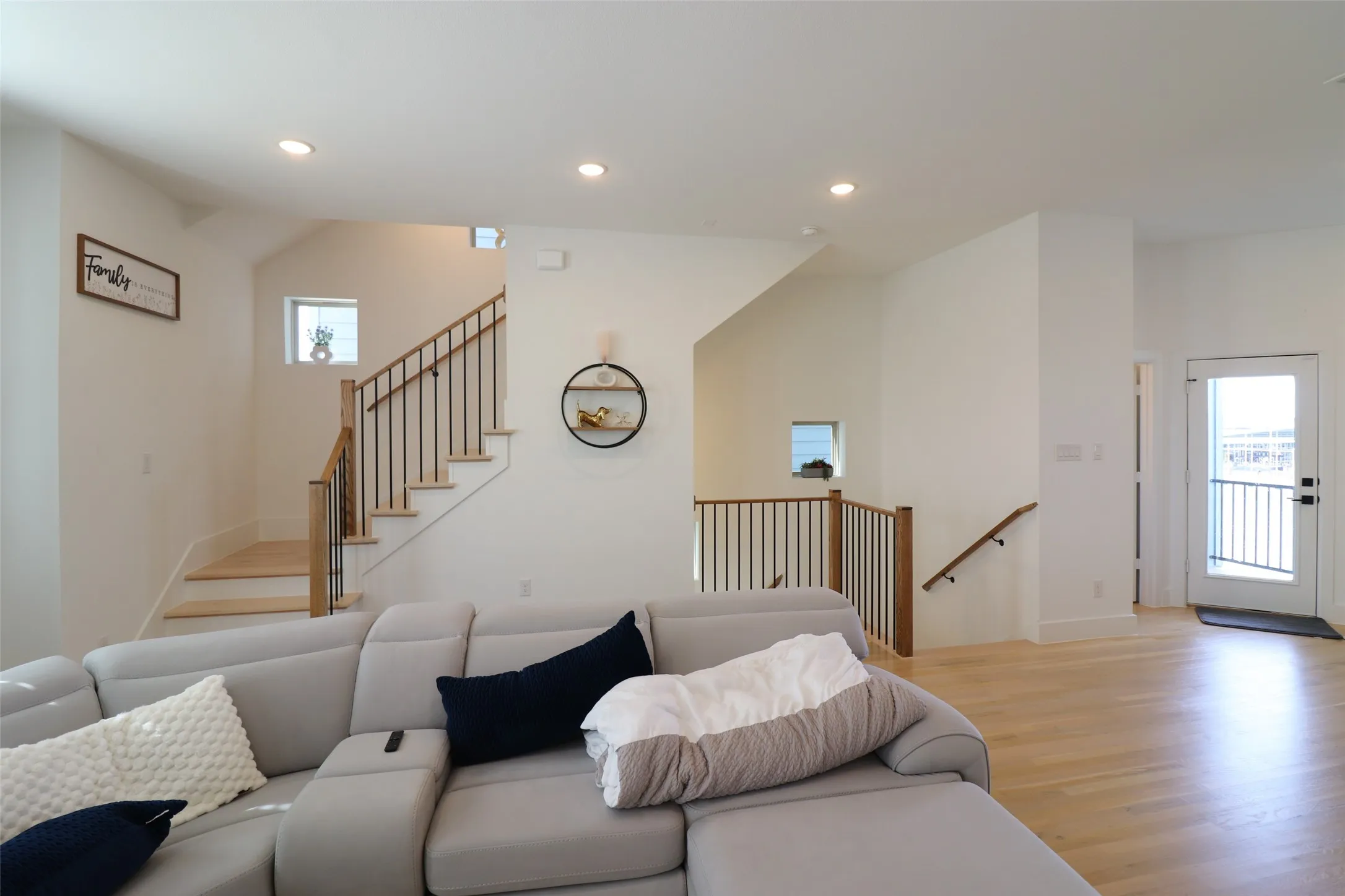 Single Family Residence For Rent in Rockwall County , 1205 Marc Place, Rowlett, Texas 75088, 4 Bedroom, 4 Bathroom, 2 Garage spaces, 2,261 Sqft, built in 2024, mls#21229546, Real Estate Agent in Rowlett, Homes For Rent in Rockwall county, Homes For Rent in Rowlett, Realtor in Rowlett Texas, Real Estate Brokerage Independent Realty Texas, Luminita Cordes Realtor