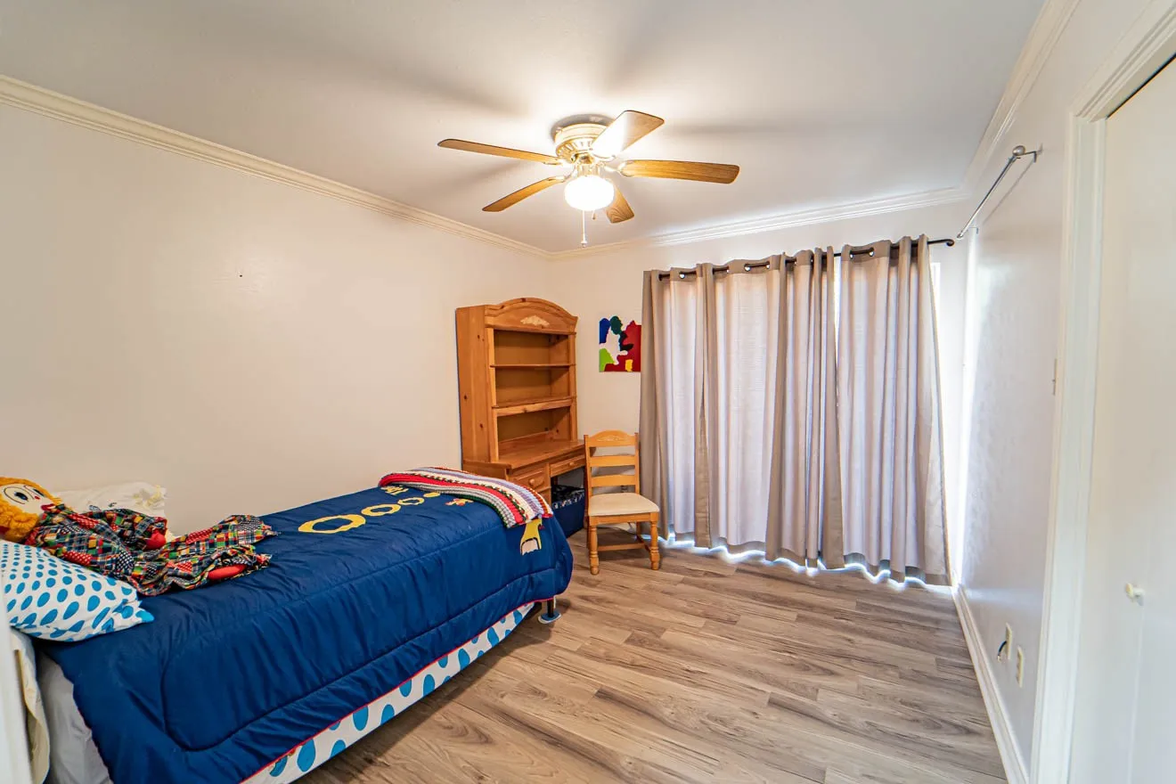 Single Family Residence For Sale in Stephens County , 10325 County Road 197, Breckenridge, Texas 76424, 3 Bedroom, 3 Bathroom, 2 Garage spaces, 1,688 Sqft, built in 1972, mls#21229575, Real Estate Agent in Breckenridge, Homes For Sale in Stephens county, Homes For Sale in Breckenridge, Realtor in Breckenridge Texas, Real Estate Brokerage Independent Realty Texas, Luminita Cordes Realtor