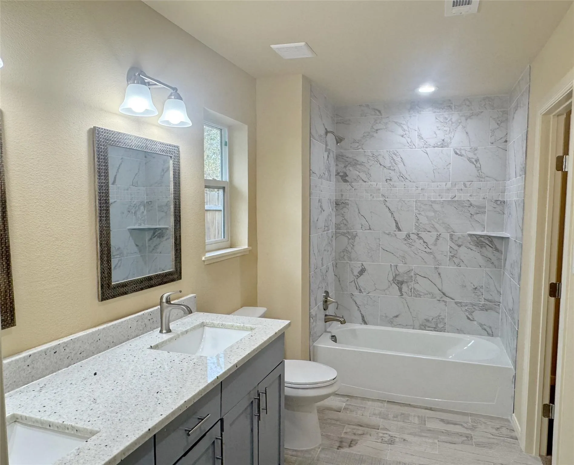 Single Family Residence For Rent in Hunt County , 3912 Oneal Street, Greenville, Texas 75401, 3 Bedroom, 3 Bathroom, 2 Garage spaces, 1,592 Sqft, built in 2024, mls#21229621, Real Estate Agent in Greenville, Homes For Rent in Hunt county, Homes For Rent in Greenville, Realtor in Greenville Texas, Real Estate Brokerage Independent Realty Texas, Luminita Cordes Realtor