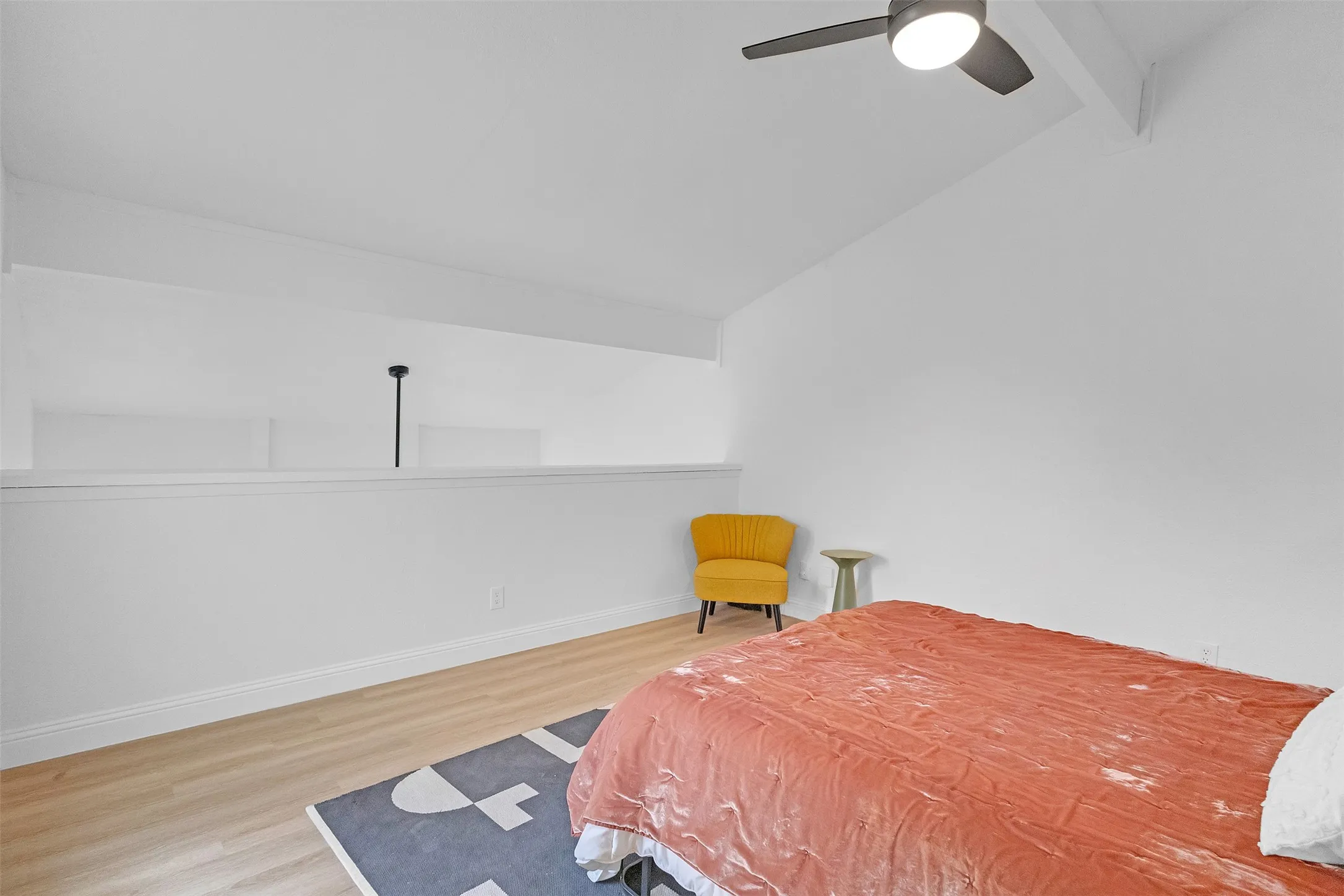 DIFFERENT VIEW OF THE PRIMARY SUITE