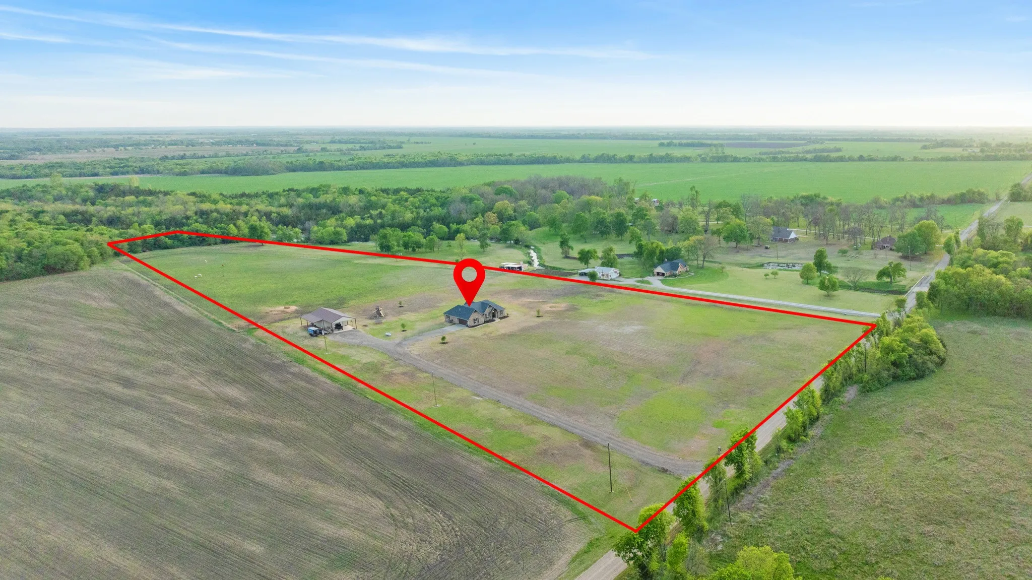 Single Family Residence For Sale in Fannin County , 1390 COUNTY ROAD 3500, Honey Grove, Texas 75446, 4 Bedroom, 3 Bathroom, 2 Garage spaces, 2,171 Sqft, built in 2017, Price $669,900, mls#21228301, Real Estate Agent in Honey Grove, Homes For Sale in Fannin county, Homes For Sale in Honey Grove, Realtor in Honey Grove Texas, Real Estate Brokerage Independent Realty Texas, Luminita Cordes Realtor