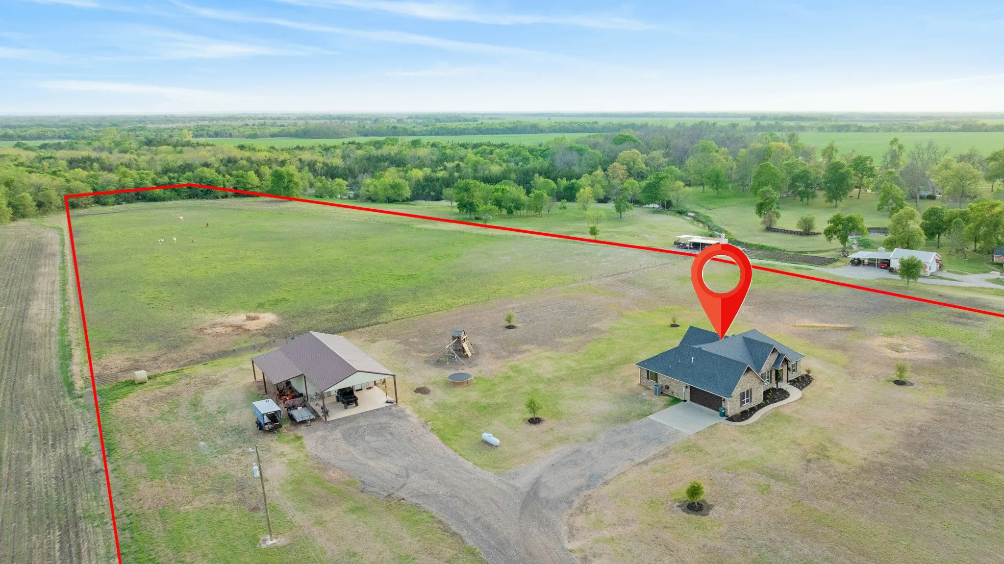 Single Family Residence For Sale in Fannin County , 1390 COUNTY ROAD 3500, Honey Grove, Texas 75446, 4 Bedroom, 3 Bathroom, 2 Garage spaces, 2,171 Sqft, built in 2017, Price $669,900, mls#21228301, Real Estate Agent in Honey Grove, Homes For Sale in Fannin county, Homes For Sale in Honey Grove, Realtor in Honey Grove Texas, Real Estate Brokerage Independent Realty Texas, Luminita Cordes Realtor