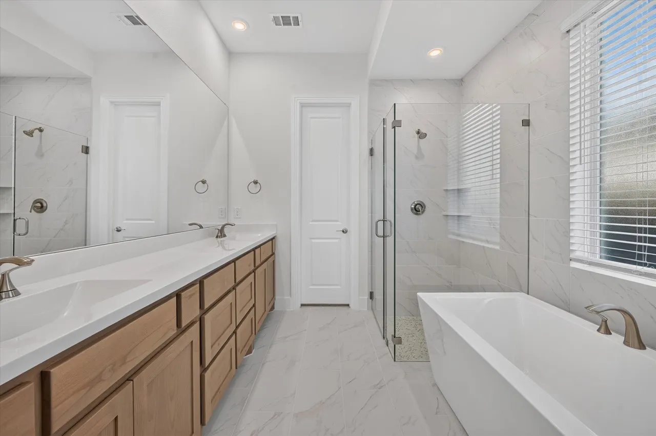 Single Family Residence For Sale in Ellis County , 3772 Bermuda Grass Way, Venus, Texas 76084, 4 Bedroom, 5 Bathroom, 2 Garage spaces, 3,236 Sqft, built in 2026, New Construction - Incomplete, mls#21229255, Real Estate Agent in Venus, Homes For Sale in Ellis county, Homes For Sale in Venus, Realtor in Venus Texas, Real Estate Brokerage Independent Realty Texas, Luminita Cordes Realtor