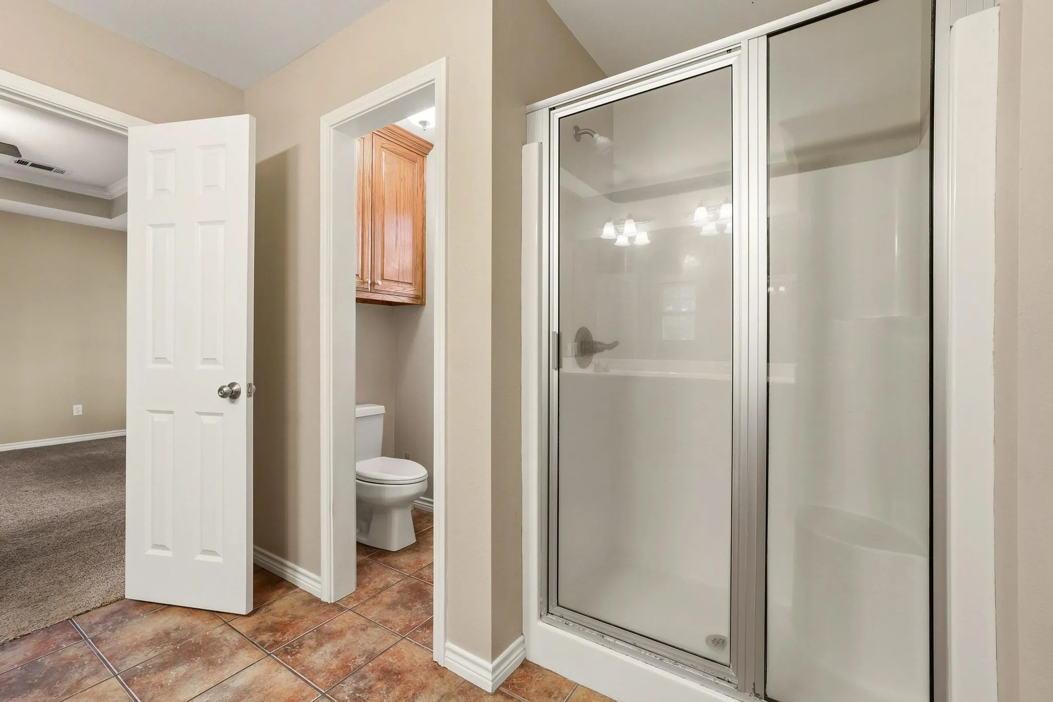 Single Family Residence For Sale in Grayson County , 386 Scoggins Road, Tioga, Texas 76271, 4 Bedroom, 2 Bathroom, 3 Garage spaces, 2,187 Sqft, built in 2005, mls#21228433, Real Estate Agent in Tioga, Homes For Sale in Grayson county, Homes For Sale in Tioga, Realtor in Tioga Texas, Real Estate Brokerage Independent Realty Texas, Luminita Cordes Realtor