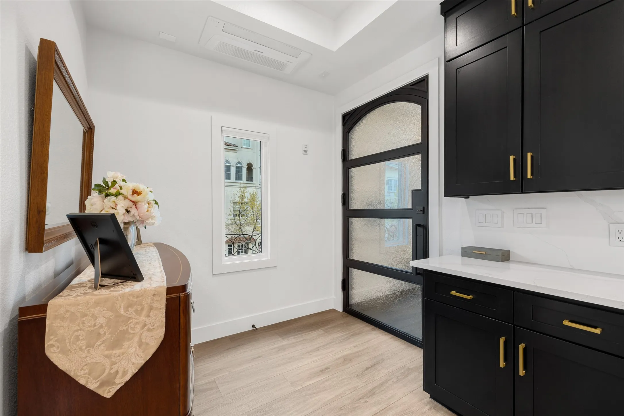 Condominium For Sale in Tarrant County , 62 Main Street 200, Colleyville, Texas 76034, 4 Bedroom, 4 Bathroom, 2 Garage spaces, 4,070 Sqft, built in 2002, Price $1,599,999, mls#21224901, Real Estate Agent in Colleyville, Homes For Sale in Tarrant county, Homes For Sale in Colleyville, Realtor in Colleyville Texas, Real Estate Brokerage Independent Realty Texas, Luminita Cordes Realtor