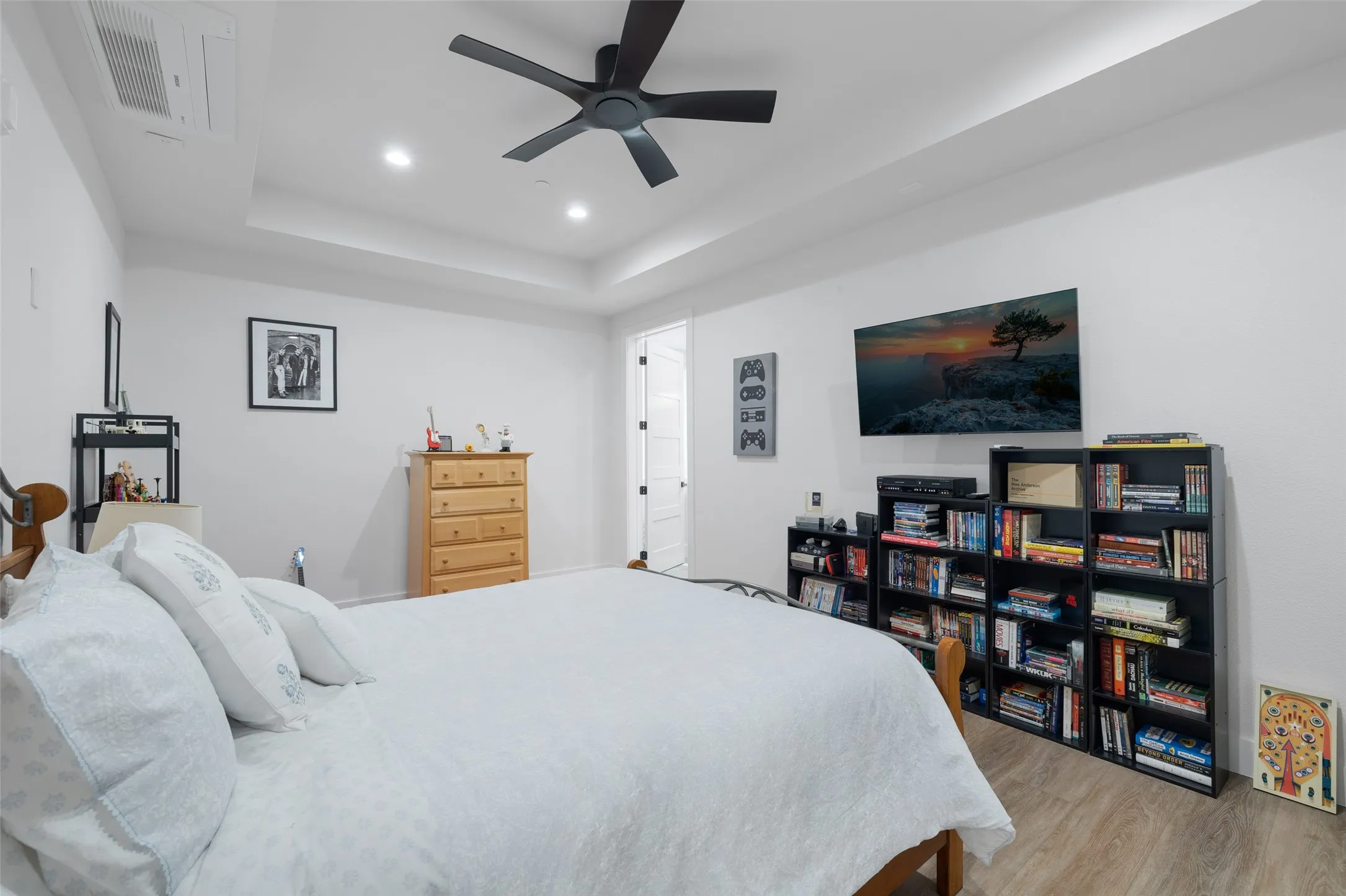 Condominium For Sale in Tarrant County , 62 Main Street 200, Colleyville, Texas 76034, 4 Bedroom, 4 Bathroom, 2 Garage spaces, 4,070 Sqft, built in 2002, Price $1,599,999, mls#21224901, Real Estate Agent in Colleyville, Homes For Sale in Tarrant county, Homes For Sale in Colleyville, Realtor in Colleyville Texas, Real Estate Brokerage Independent Realty Texas, Luminita Cordes Realtor