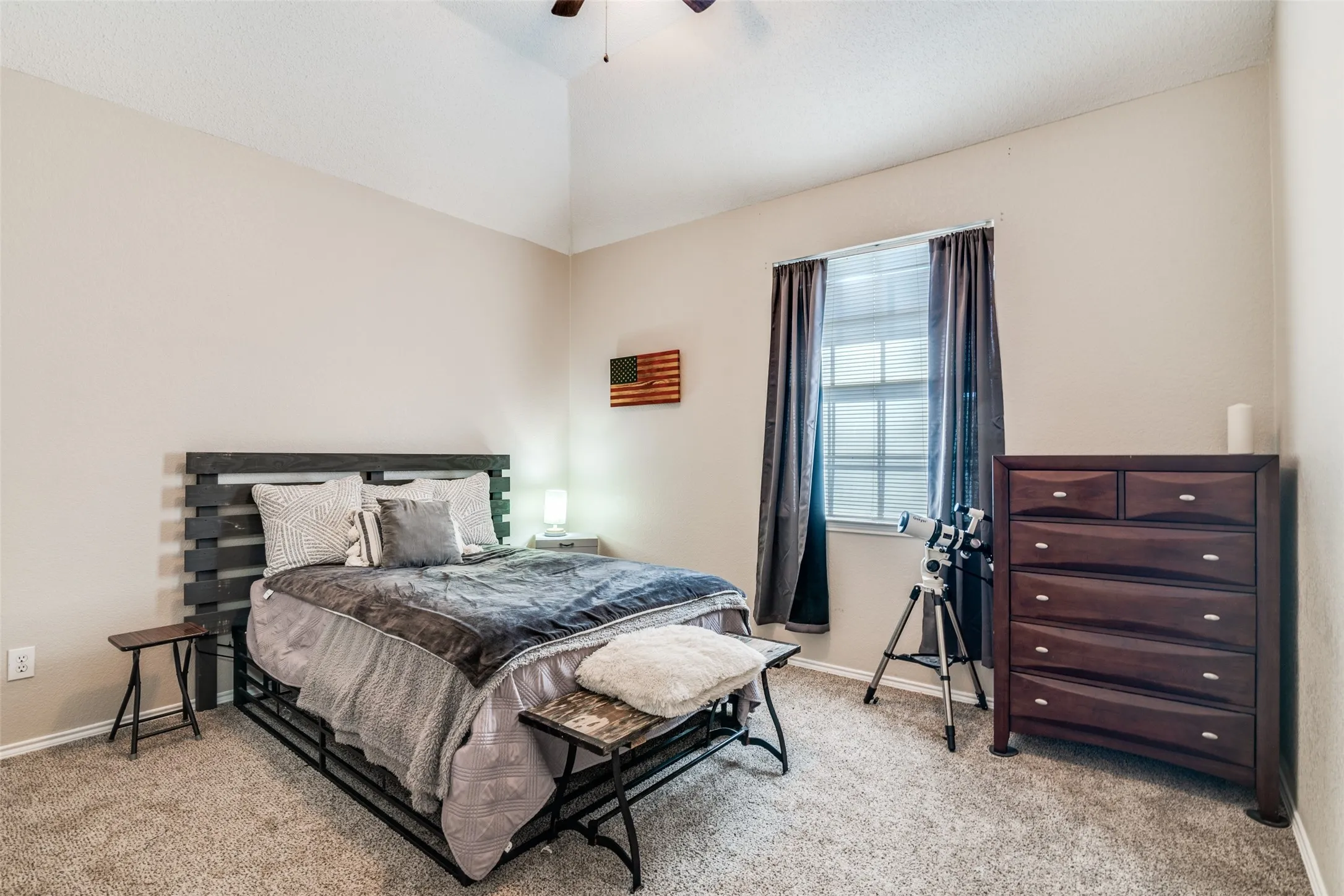 Single Family Residence For Sale in Rockwall County , 7517 Silverthorn Drive, Rowlett, Texas 75089, 5 Bedroom, 4 Bathroom, 2 Garage spaces, 4,095 Sqft, built in 1994, Preowned, mls#21229724, Real Estate Agent in Rowlett, Homes For Sale in Rockwall county, Homes For Sale in Rowlett, Realtor in Rowlett Texas, Real Estate Brokerage Independent Realty Texas, Luminita Cordes Realtor
