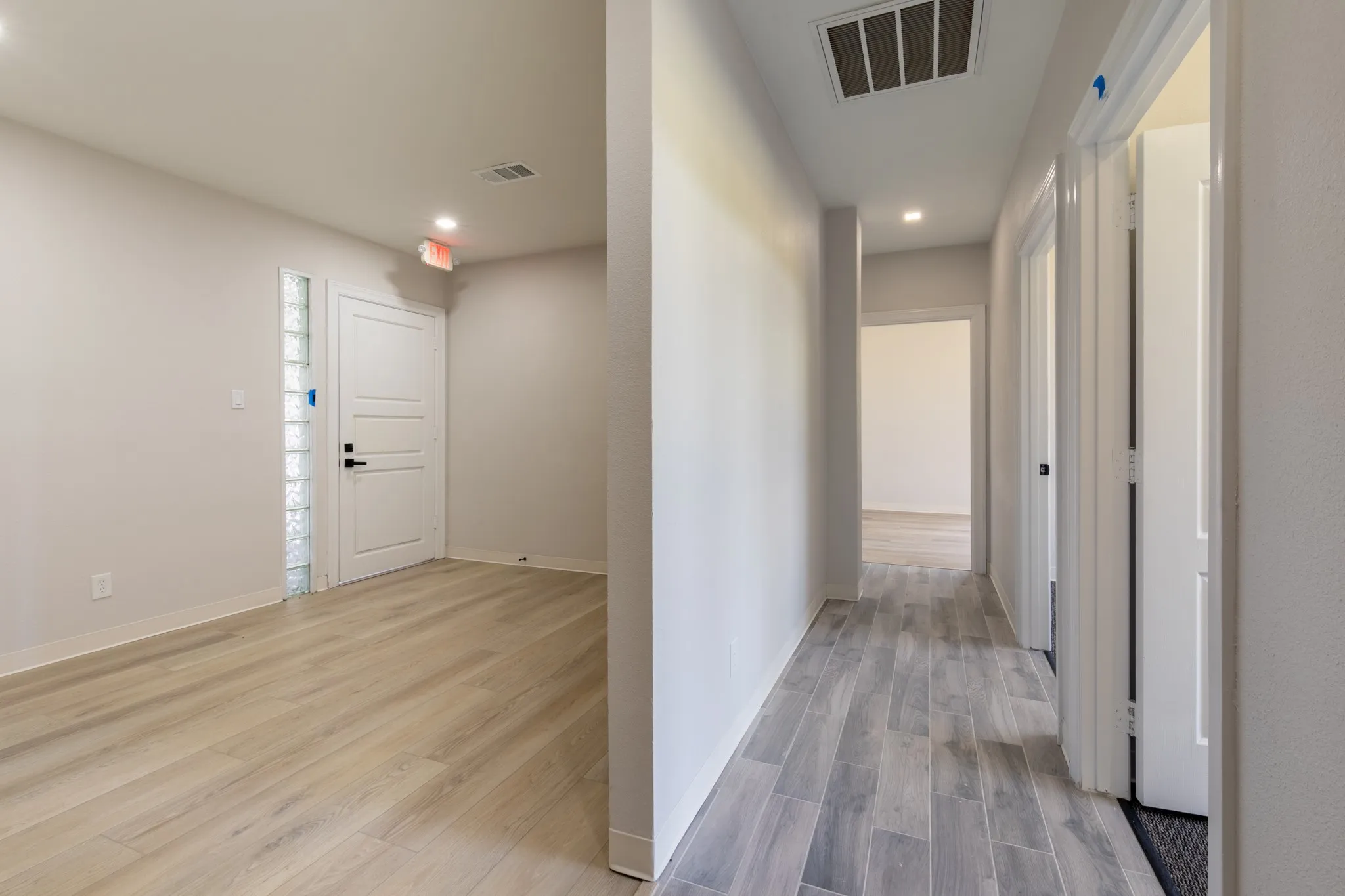 Office For Rent in Tarrant County , 1307 W Abram Street 100, Arlington, Texas 76013, 0, 0, Garage spaces, 0 Sqft, built in 1986, Preowned, Price $4,400, mls#21229204, Real Estate Agent in Arlington, Homes For Rent in Tarrant county, Homes For Rent in Arlington, Realtor in Arlington Texas, Real Estate Brokerage Independent Realty Texas, Luminita Cordes Realtor