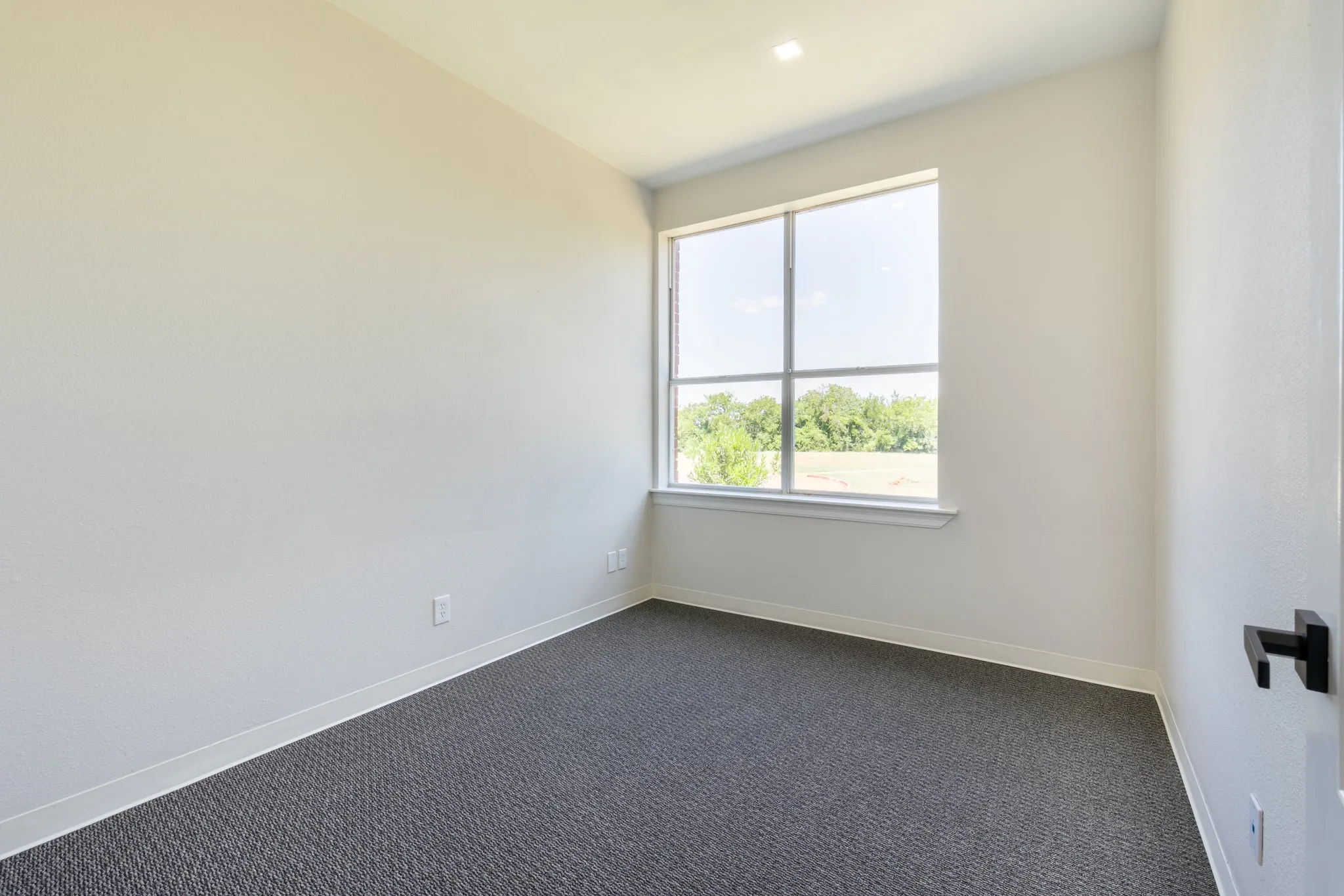 Office For Rent in Tarrant County , 1307 W Abram Street 100, Arlington, Texas 76013, 0, 0, Garage spaces, 0 Sqft, built in 1986, Preowned, Price $4,400, mls#21229204, Real Estate Agent in Arlington, Homes For Rent in Tarrant county, Homes For Rent in Arlington, Realtor in Arlington Texas, Real Estate Brokerage Independent Realty Texas, Luminita Cordes Realtor