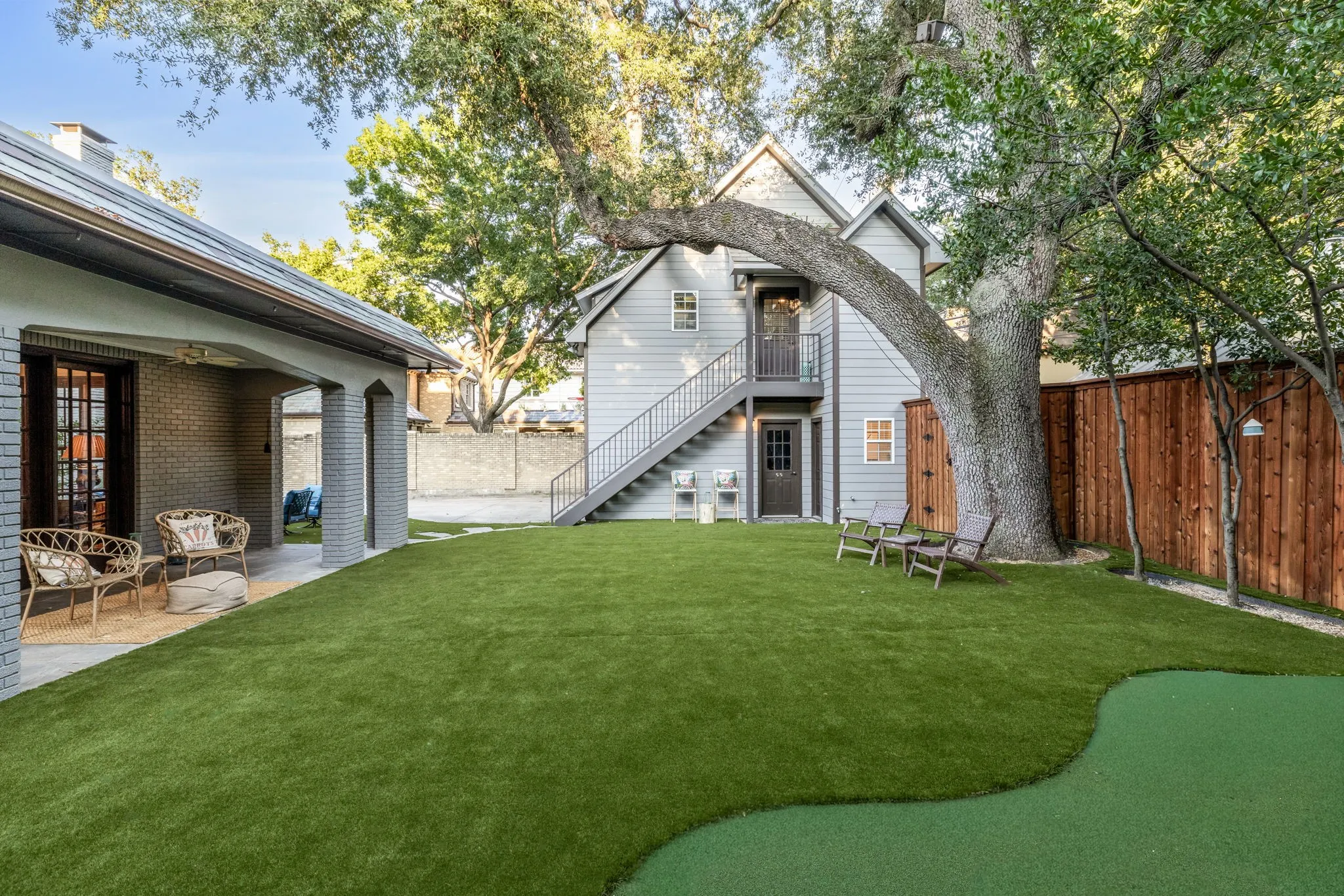 Single Family Residence For Sale in Dallas County , 4309 Beverly Drive, Highland Park, Texas 75205, 4 Bedroom, 4 Bathroom, 2 Garage spaces, 3,876 Sqft, built in 1928, Preowned, mls#21202714, Real Estate Agent in Highland Park, Homes For Sale in Dallas county, Homes For Sale in Highland Park, Realtor in Highland Park Texas, Real Estate Brokerage Independent Realty Texas, Luminita Cordes Realtor