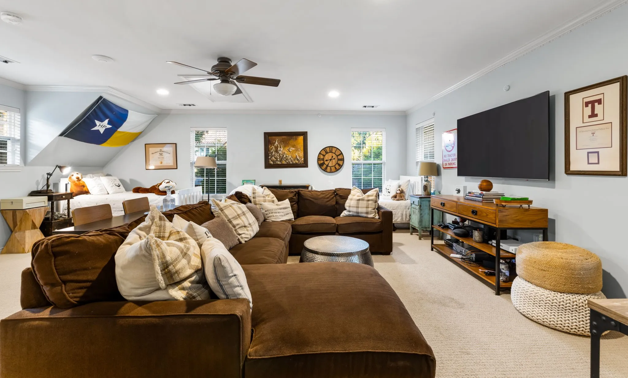 Single Family Residence For Sale in Dallas County , 4309 Beverly Drive, Highland Park, Texas 75205, 4 Bedroom, 4 Bathroom, 2 Garage spaces, 3,876 Sqft, built in 1928, Preowned, mls#21202714, Real Estate Agent in Highland Park, Homes For Sale in Dallas county, Homes For Sale in Highland Park, Realtor in Highland Park Texas, Real Estate Brokerage Independent Realty Texas, Luminita Cordes Realtor