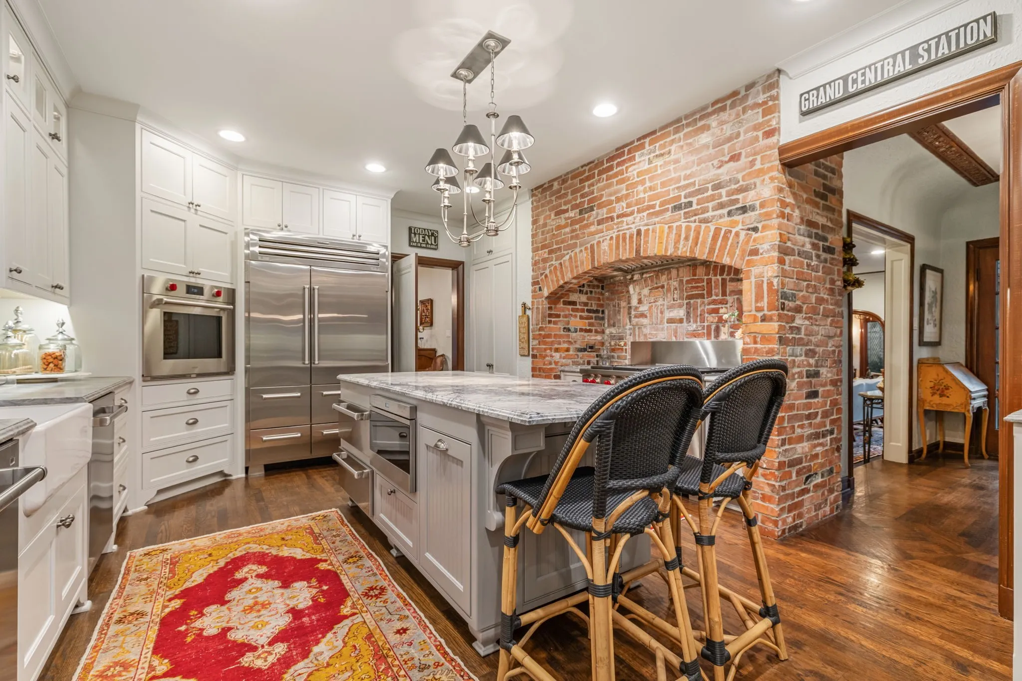 Single Family Residence For Sale in Dallas County , 4309 Beverly Drive, Highland Park, Texas 75205, 4 Bedroom, 4 Bathroom, 2 Garage spaces, 3,876 Sqft, built in 1928, Preowned, mls#21202714, Real Estate Agent in Highland Park, Homes For Sale in Dallas county, Homes For Sale in Highland Park, Realtor in Highland Park Texas, Real Estate Brokerage Independent Realty Texas, Luminita Cordes Realtor