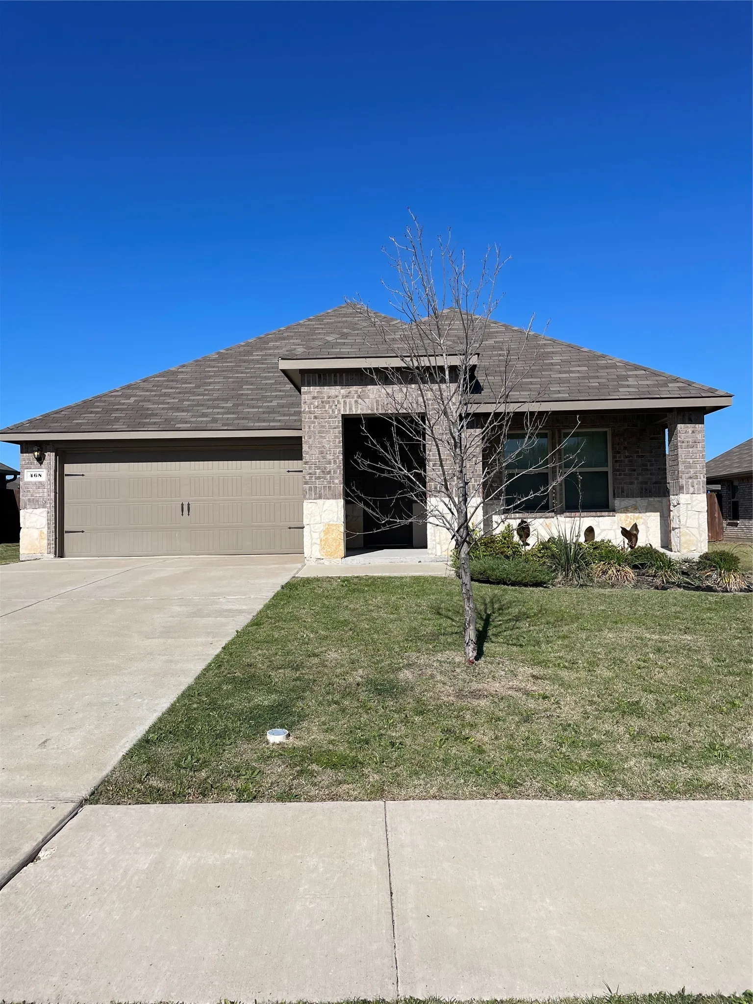 Single Family Residence For Rent in Ellis County , 468 Unbridled Road, Waxahachie, Texas 75165, 4 Bedroom, 2 Bathroom, 2 Garage spaces, 1,943 Sqft, built in 2022, mls#21229785, Real Estate Agent in Waxahachie, Homes For Rent in Ellis county, Homes For Rent in Waxahachie, Realtor in Waxahachie Texas, Real Estate Brokerage Independent Realty Texas, Luminita Cordes Realtor