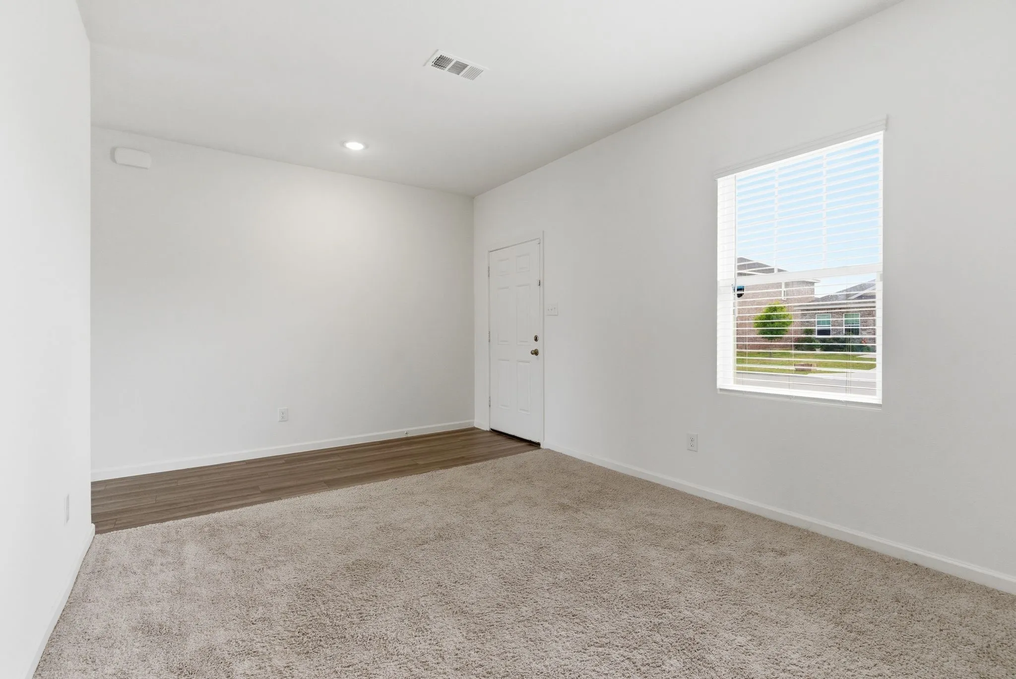 Single Family Residence For Sale in Tarrant County , 1648 Hossler Trail, Fort Worth, Texas 76052, 4 Bedroom, 3 Bathroom, 2 Garage spaces, 2,095 Sqft, built in 2023, mls#21229940, Real Estate Agent in Fort Worth, Homes For Sale in Tarrant county, Homes For Sale in Fort Worth, Realtor in Fort Worth Texas, Real Estate Brokerage Independent Realty Texas, Luminita Cordes Realtor