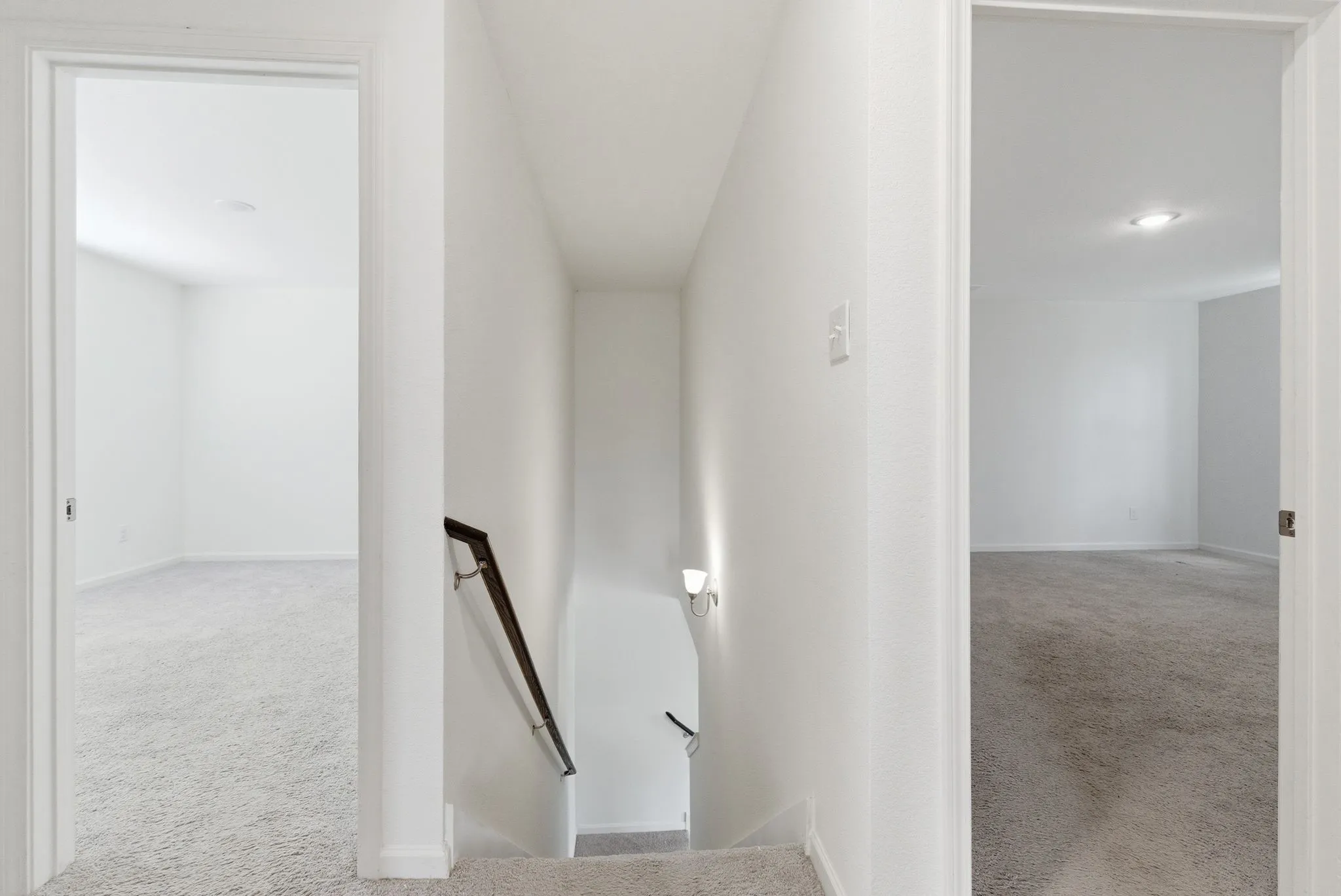 Single Family Residence For Sale in Tarrant County , 1648 Hossler Trail, Fort Worth, Texas 76052, 4 Bedroom, 3 Bathroom, 2 Garage spaces, 2,095 Sqft, built in 2023, mls#21229940, Real Estate Agent in Fort Worth, Homes For Sale in Tarrant county, Homes For Sale in Fort Worth, Realtor in Fort Worth Texas, Real Estate Brokerage Independent Realty Texas, Luminita Cordes Realtor