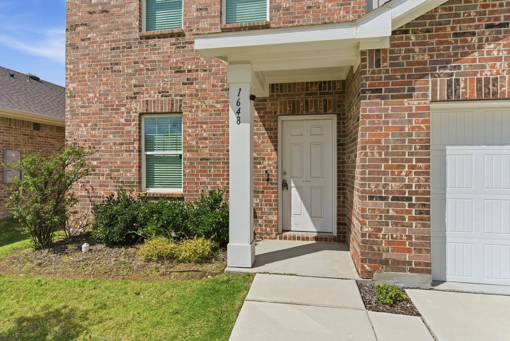 Single Family Residence For Sale in Tarrant County , 1648 Hossler Trail, Fort Worth, Texas 76052, 4 Bedroom, 3 Bathroom, 2 Garage spaces, 2,095 Sqft, built in 2023, mls#21229940, Real Estate Agent in Fort Worth, Homes For Sale in Tarrant county, Homes For Sale in Fort Worth, Realtor in Fort Worth Texas, Real Estate Brokerage Independent Realty Texas, Luminita Cordes Realtor