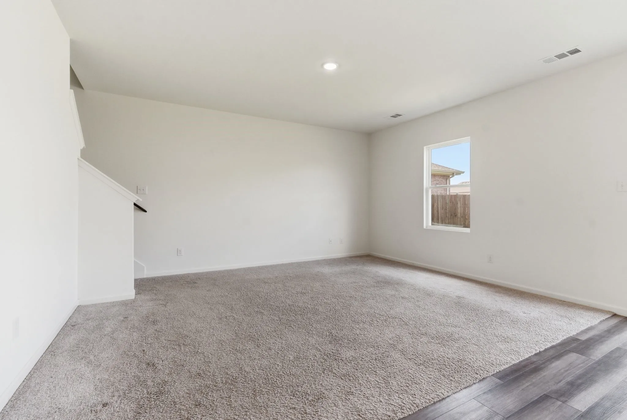 Single Family Residence For Sale in Tarrant County , 1648 Hossler Trail, Fort Worth, Texas 76052, 4 Bedroom, 3 Bathroom, 2 Garage spaces, 2,095 Sqft, built in 2023, mls#21229940, Real Estate Agent in Fort Worth, Homes For Sale in Tarrant county, Homes For Sale in Fort Worth, Realtor in Fort Worth Texas, Real Estate Brokerage Independent Realty Texas, Luminita Cordes Realtor