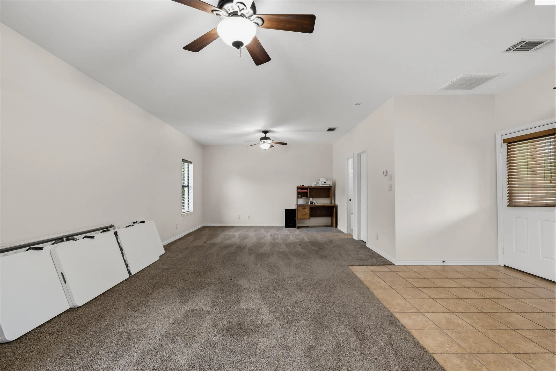 Single Family Residence For Sale in Van Zandt County , 167 VZ County Road 4202, Canton, Texas 75103, 4 Bedrooms, 3 Bathrooms, 3 Garage spaces, 2,408 Sqft, built in 2006, Preowned, Price $600,000, mls#21223940, Real Estate Agent in Canton, Homes For Sale in Van Zandt county, Homes For Sale in Canton, Realtor in Canton Texas, Real Estate Brokerage Independent Realty Texas, Luminita Cordes Realtor